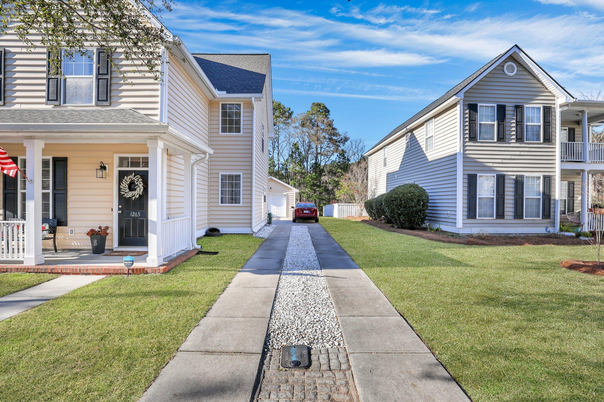 1265 Laurel Park Trail