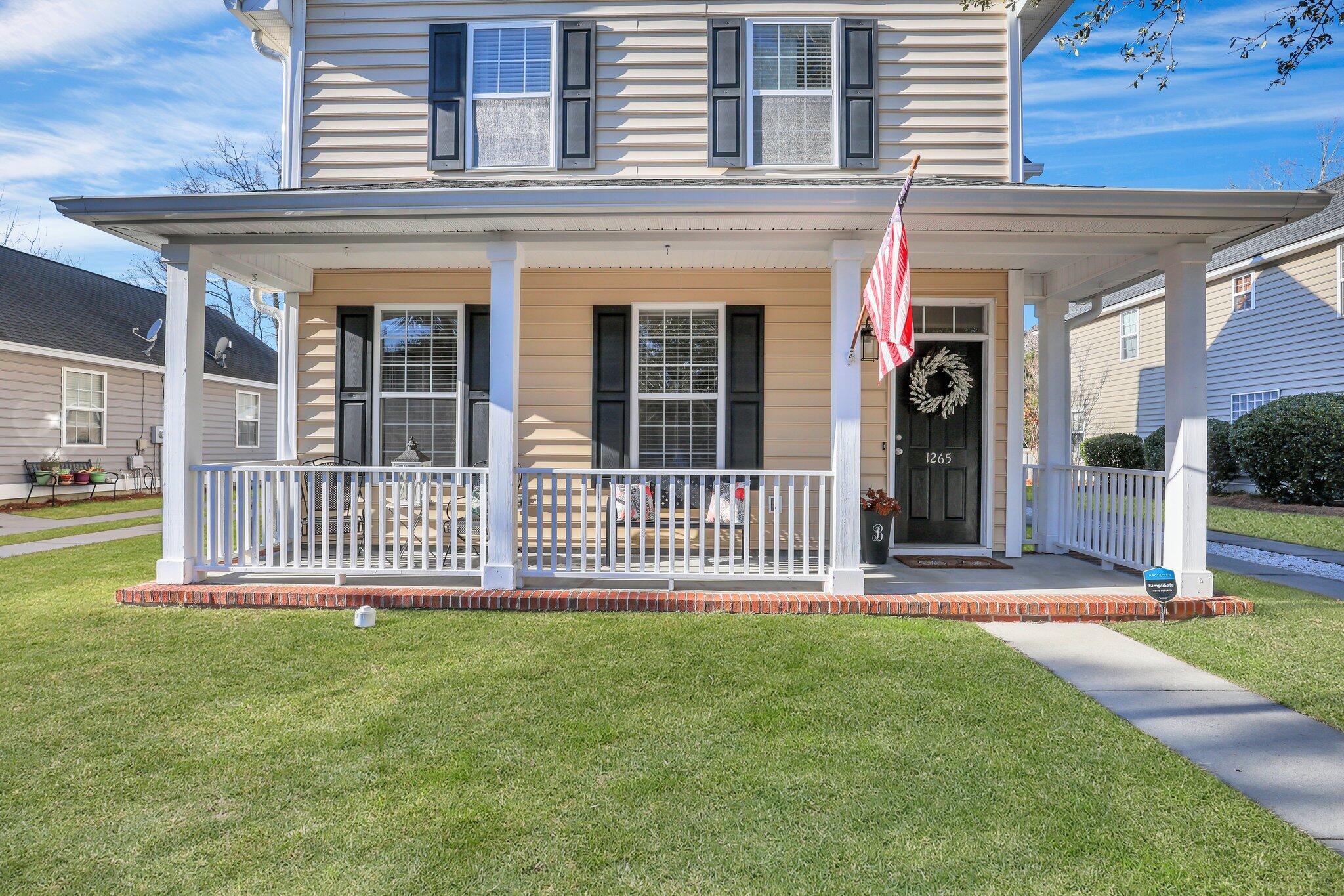 1265 Laurel Park Trail