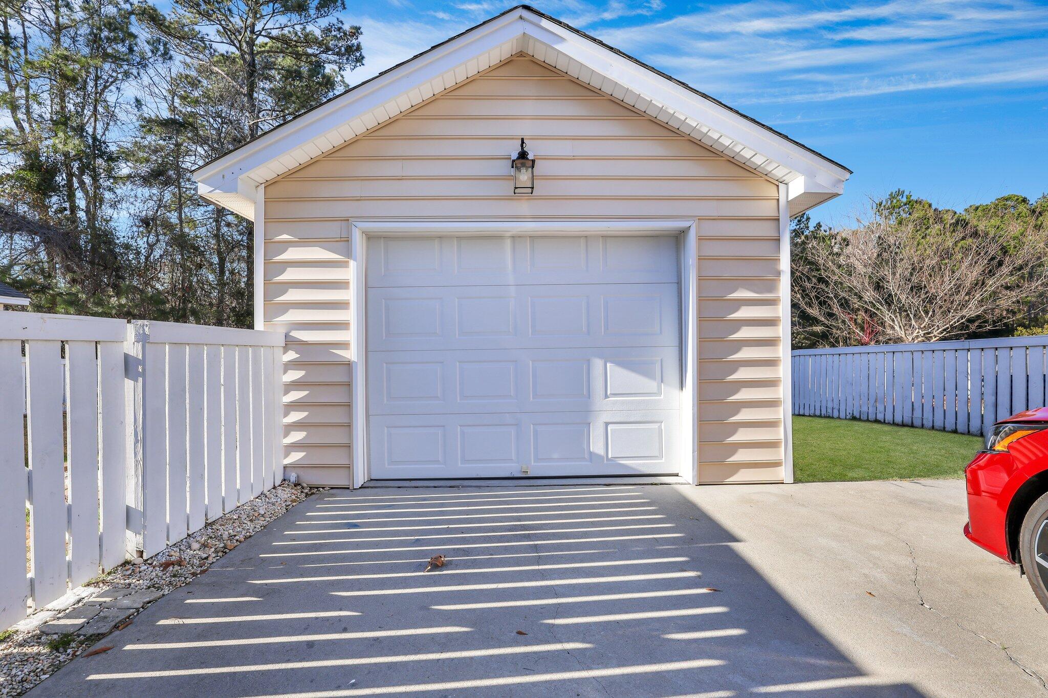 1265 Laurel Park Trail