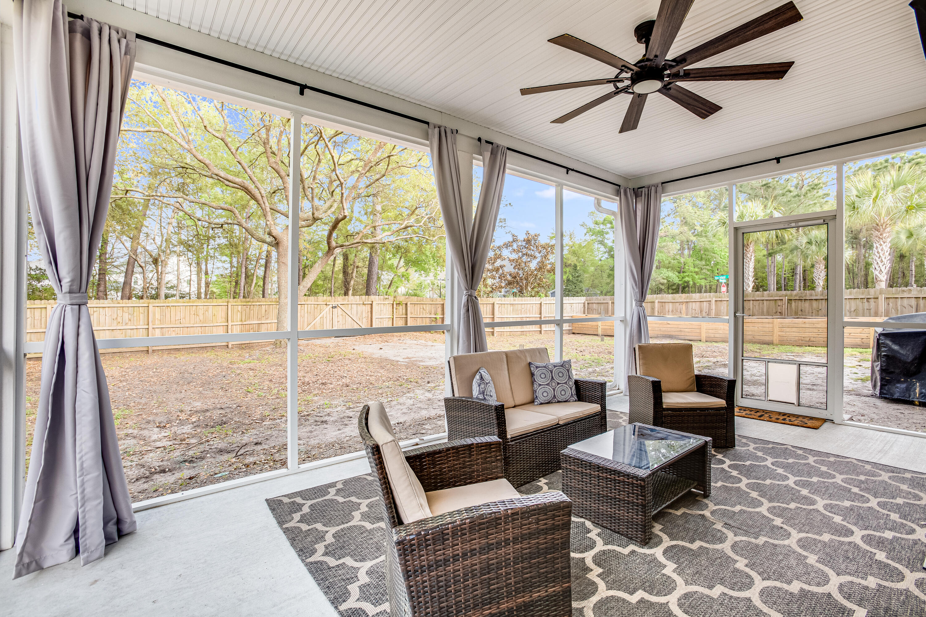 1535 Thoroughbred Boulevard