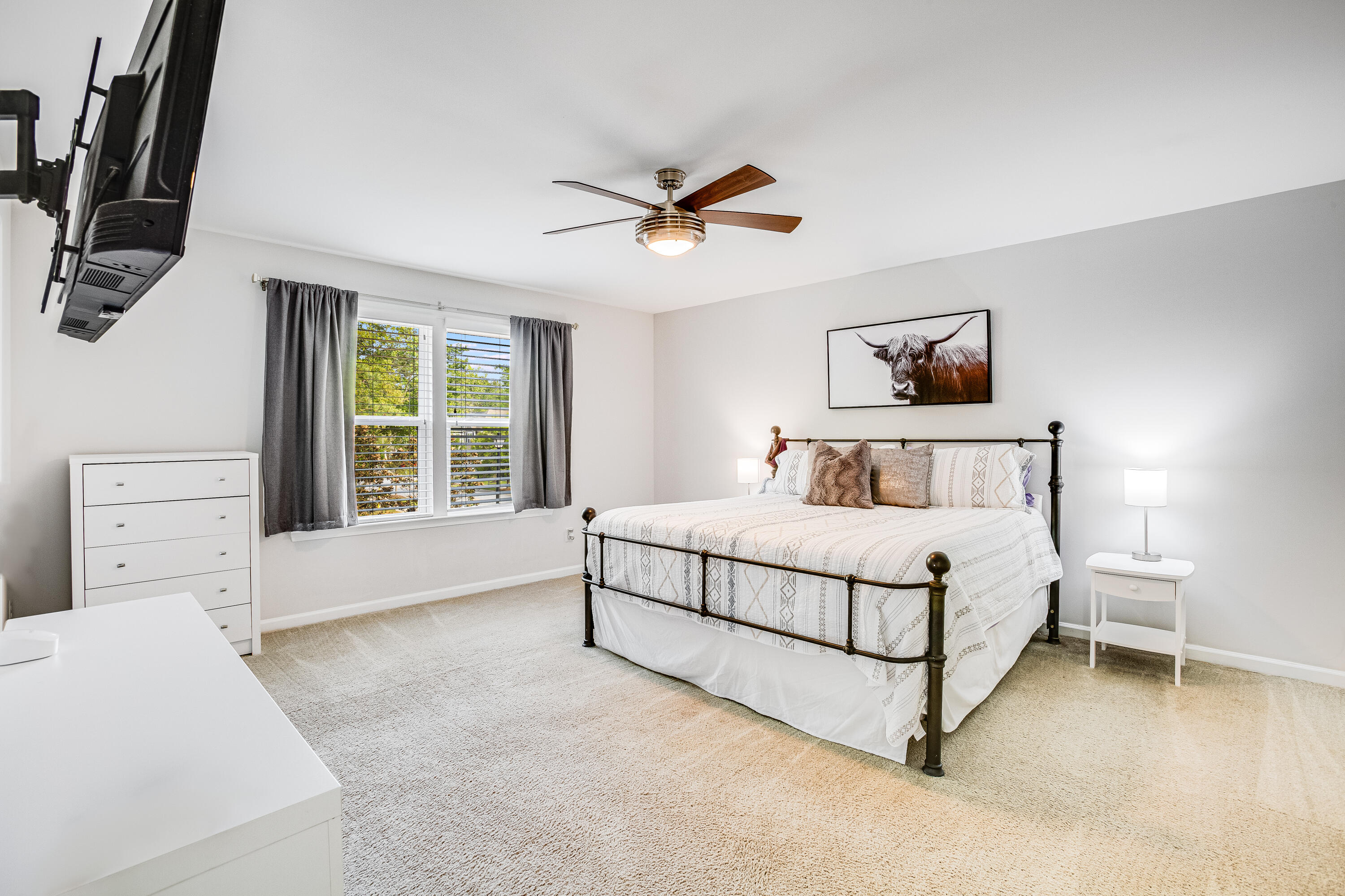 1535 Thoroughbred Boulevard