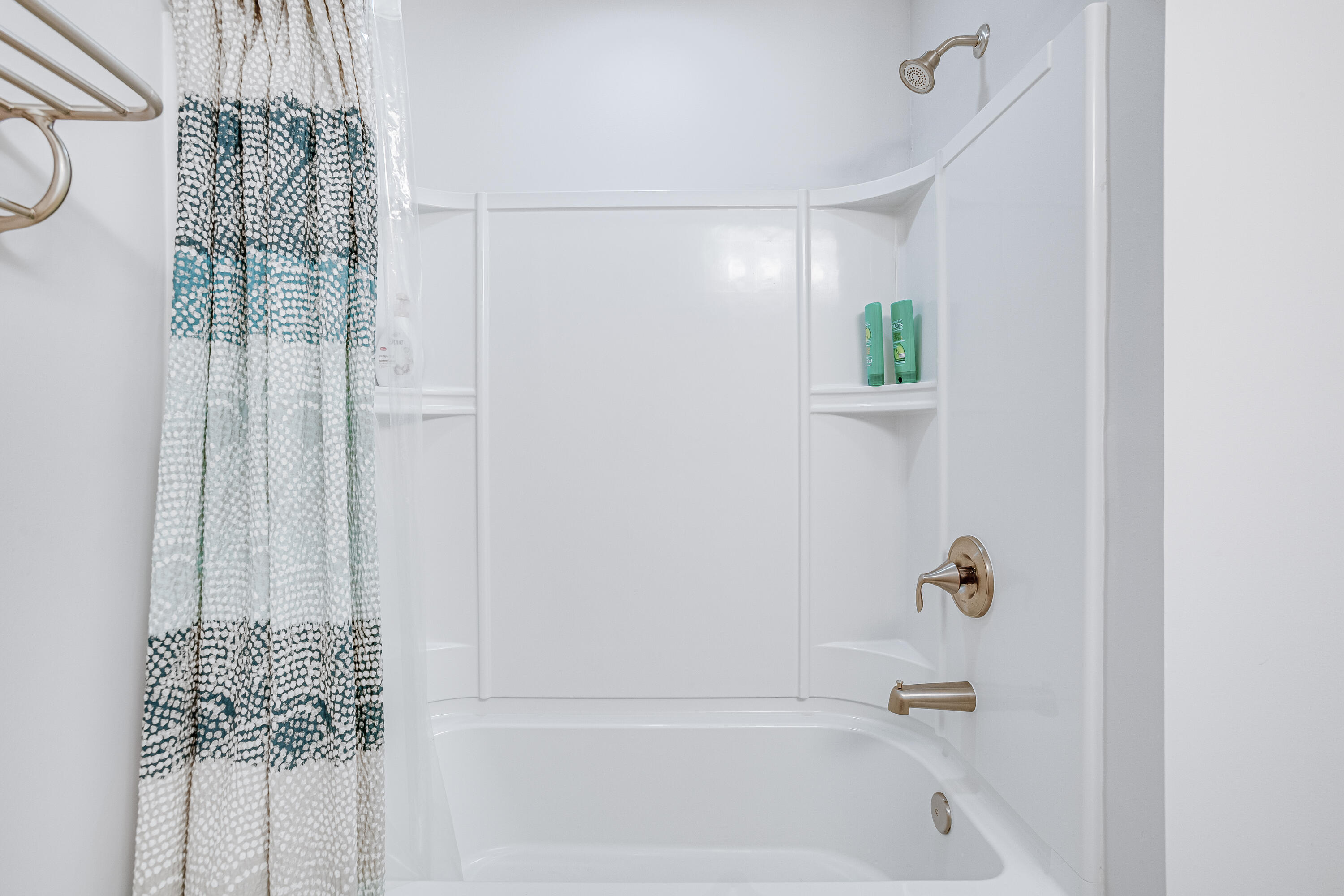 1535 Thoroughbred Boulevard