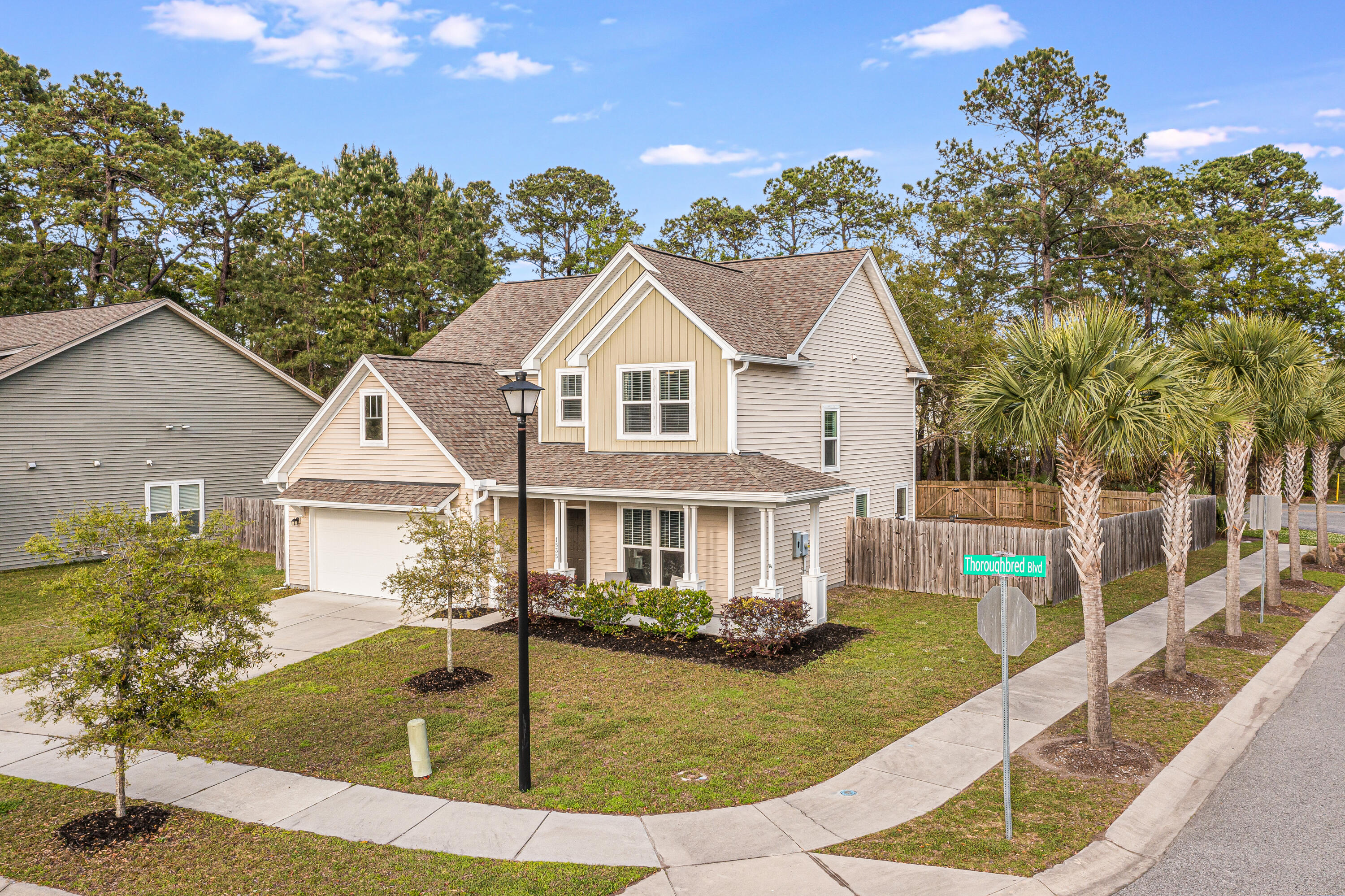 1535 Thoroughbred Boulevard