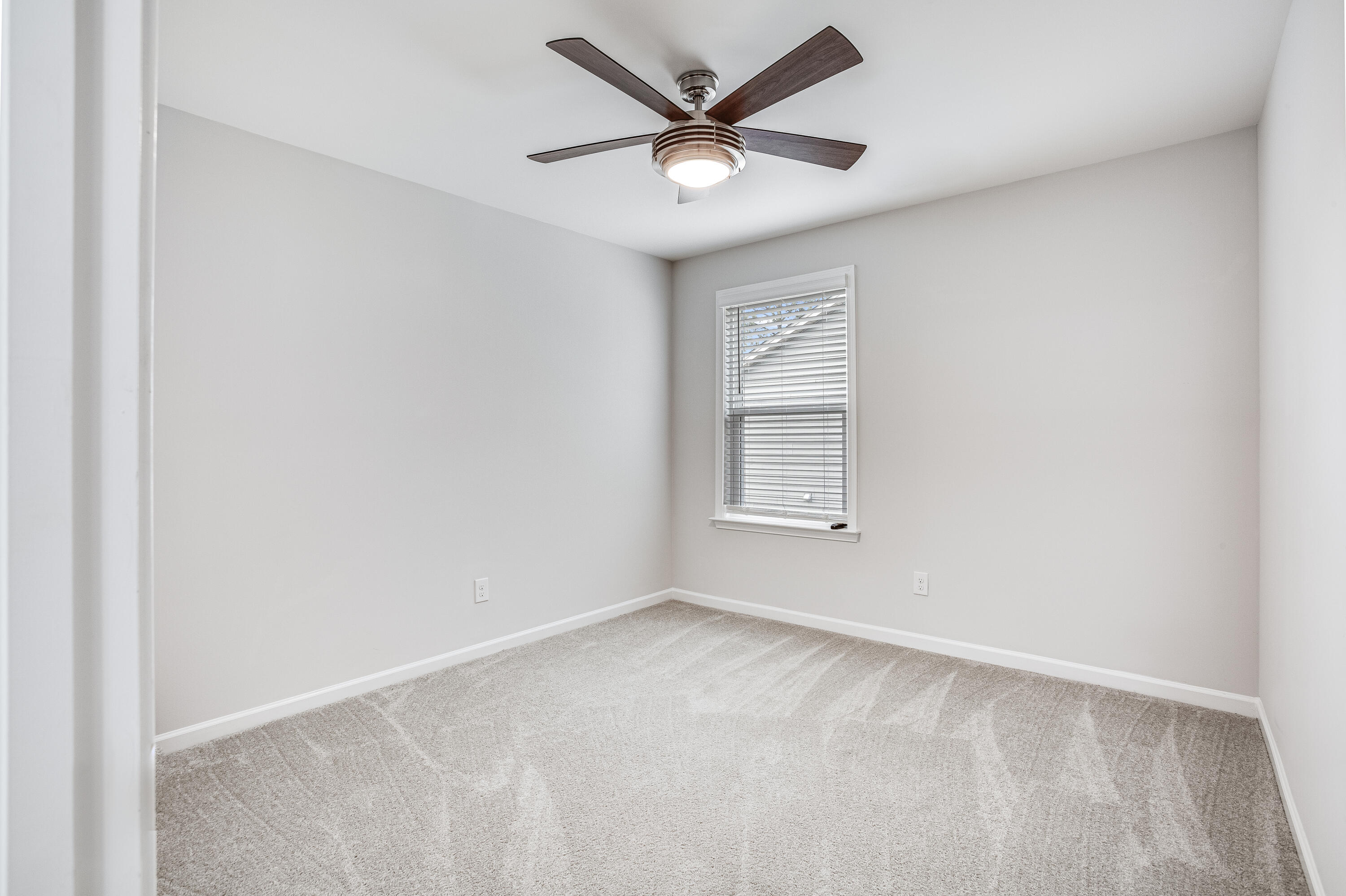 1535 Thoroughbred Boulevard