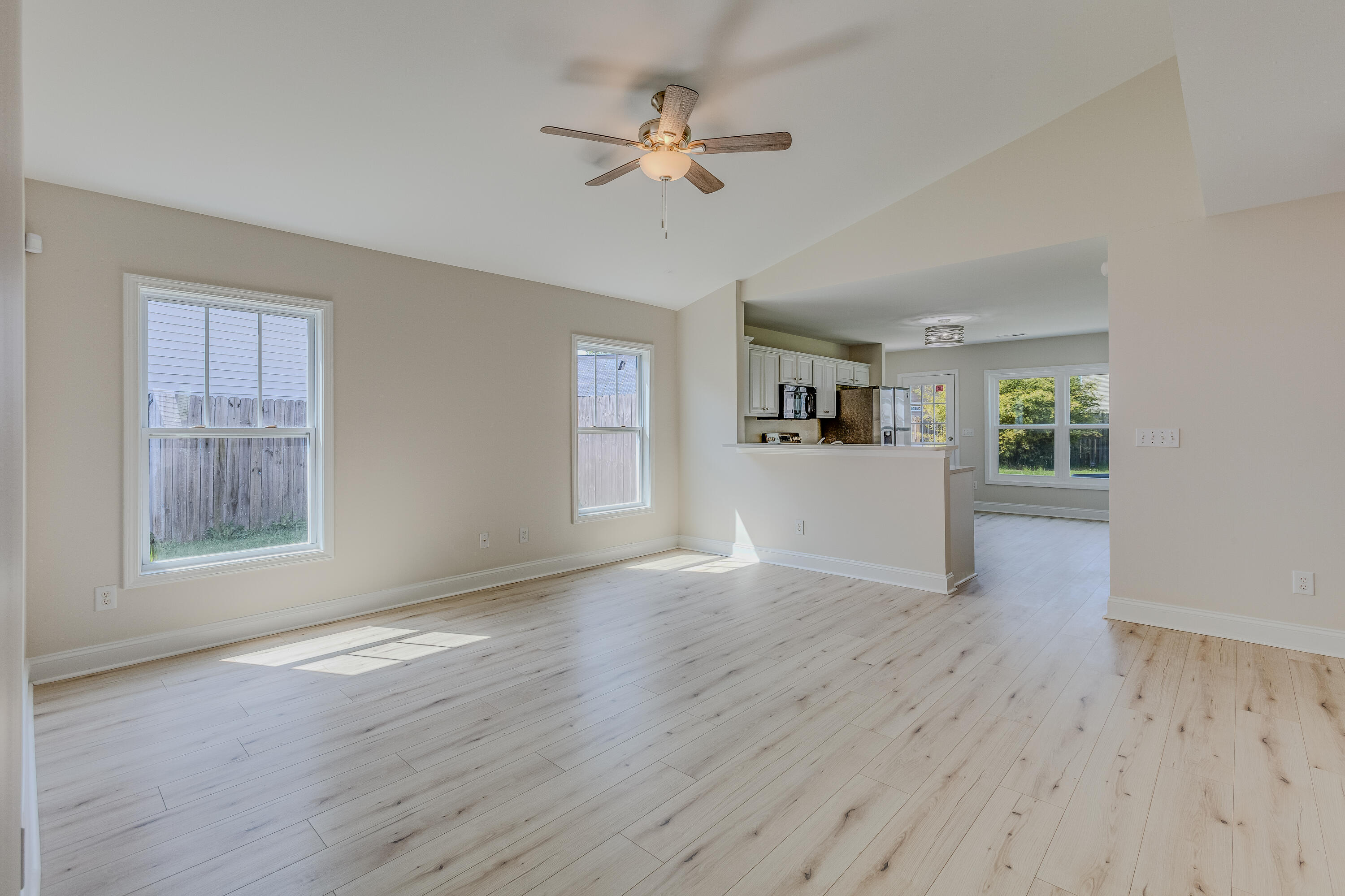 7807 Expedition Drive