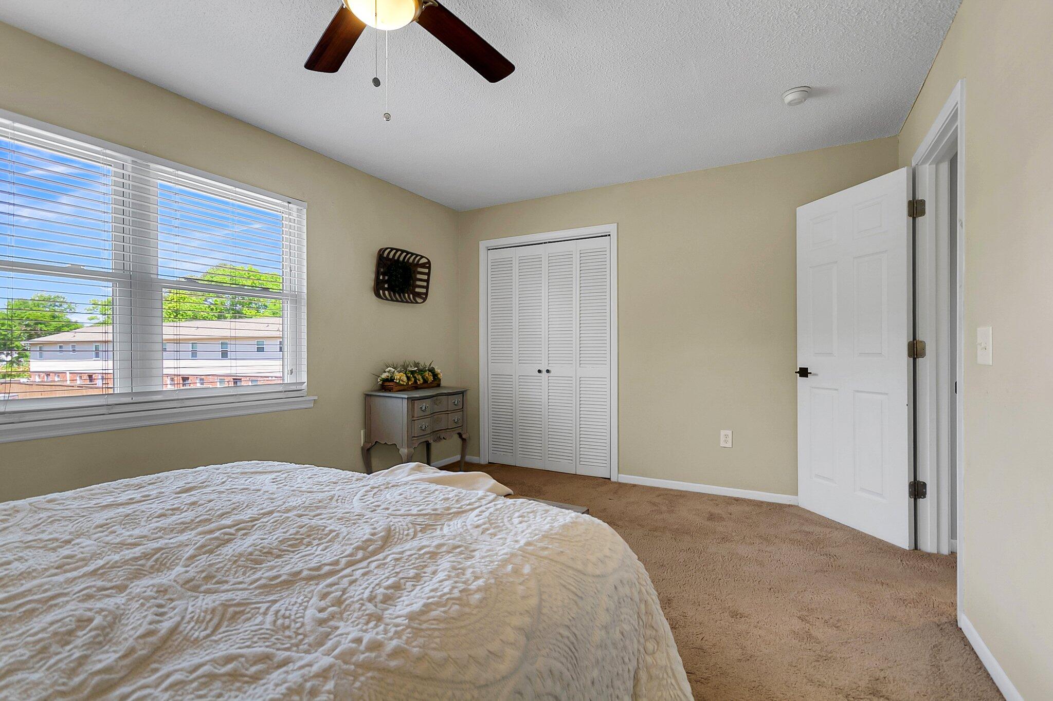 415 Parkdale Drive # 11b