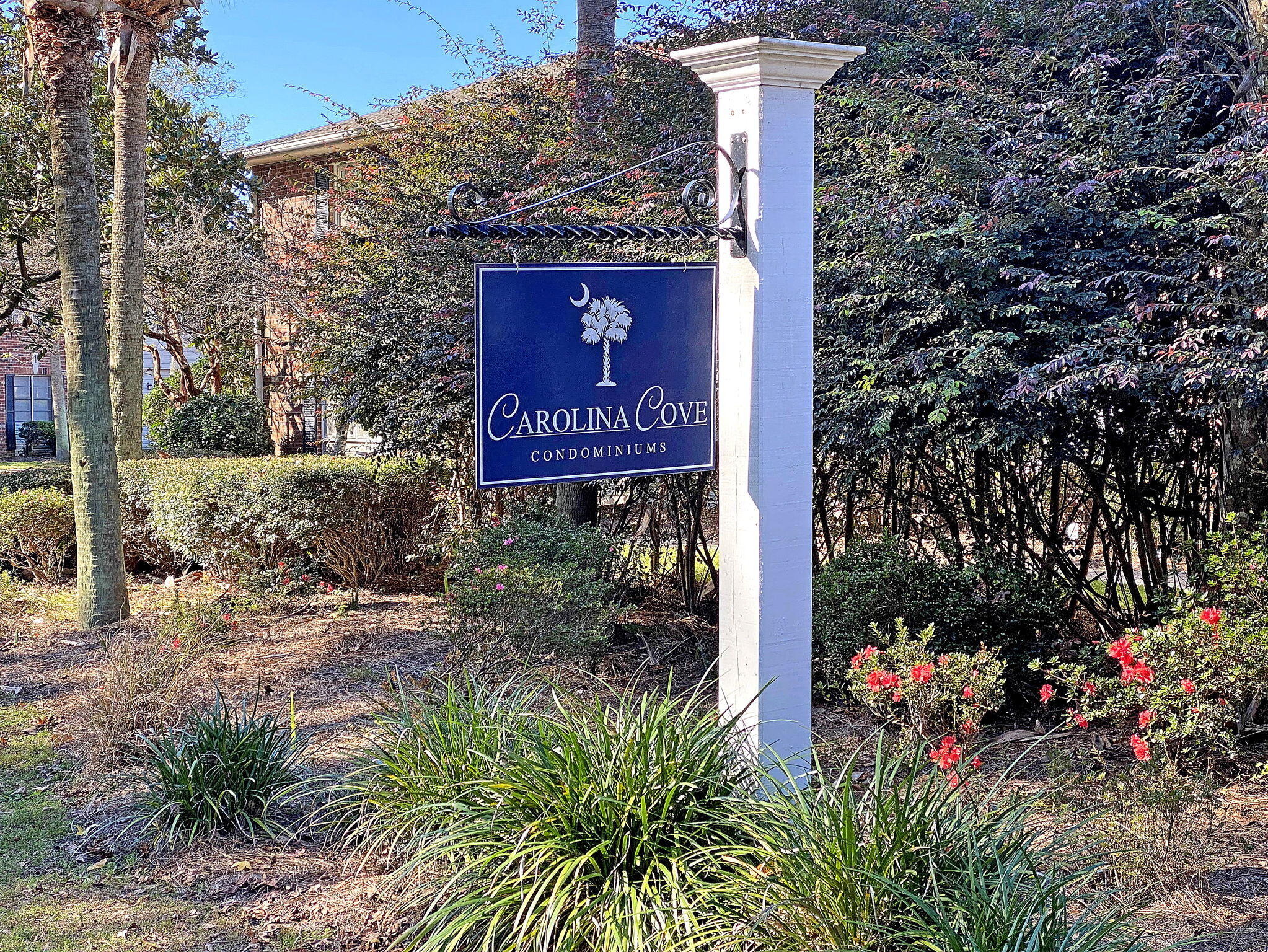 415 Parkdale Drive # 11b