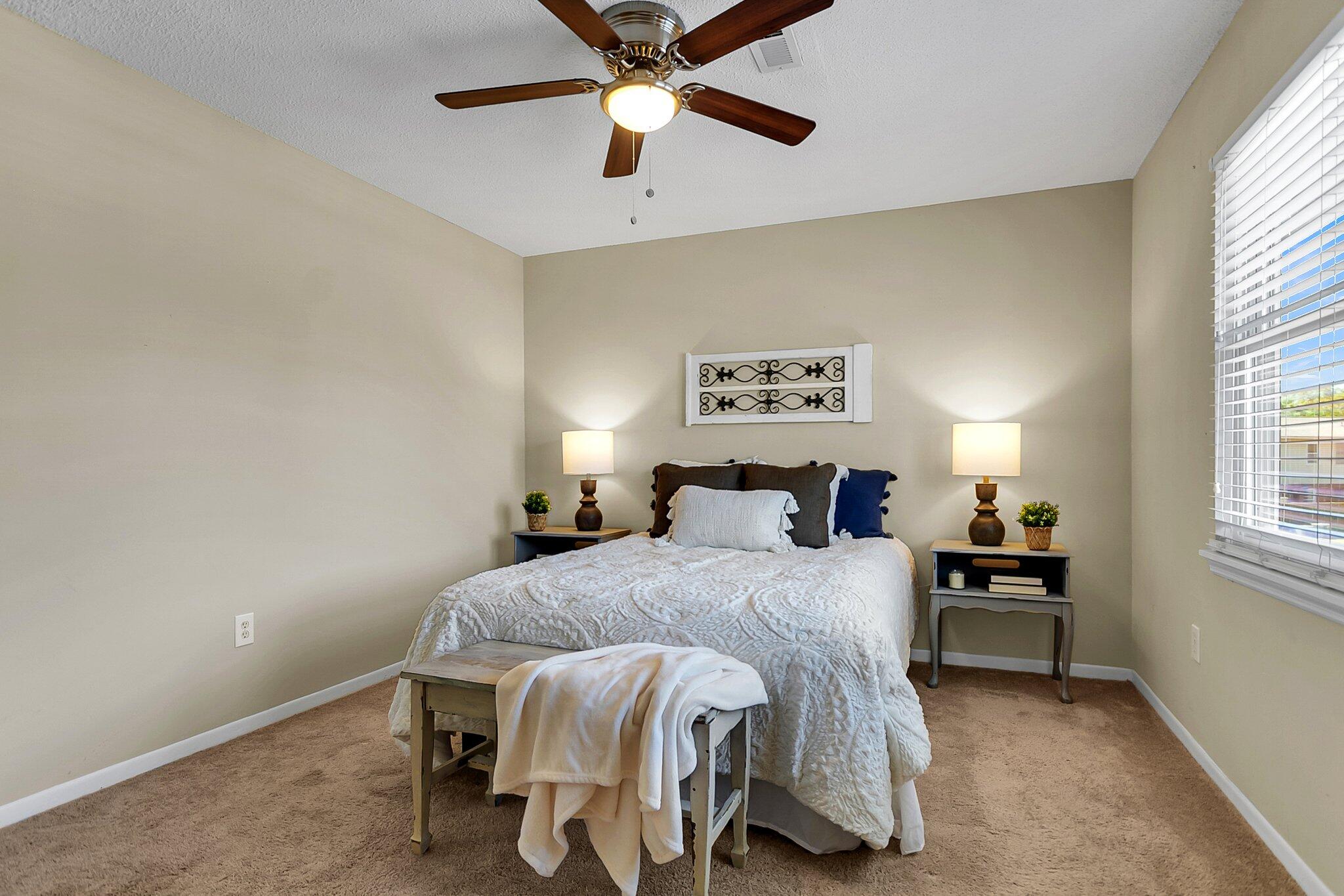 415 Parkdale Drive # 11b