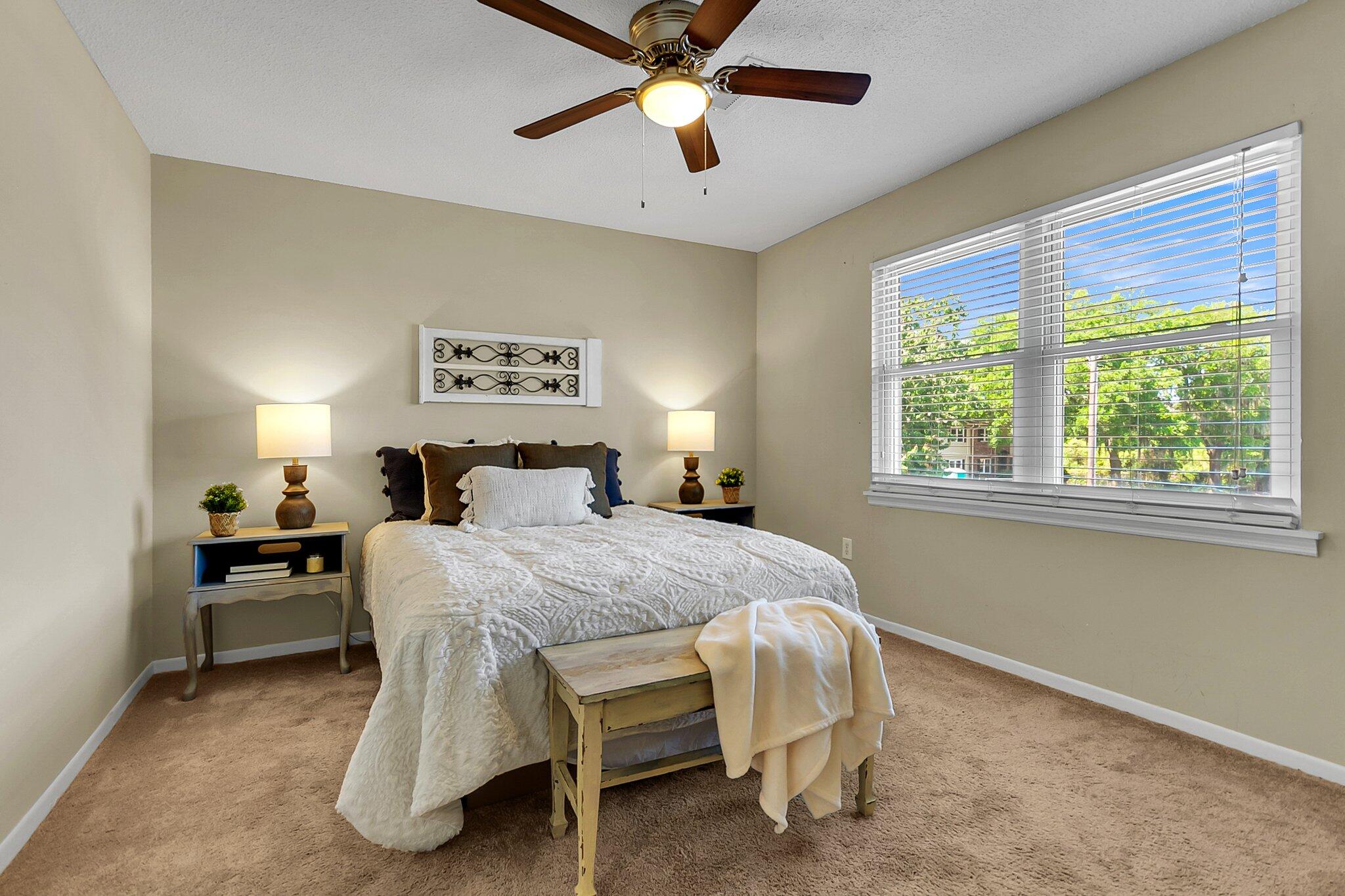 415 Parkdale Drive # 11b