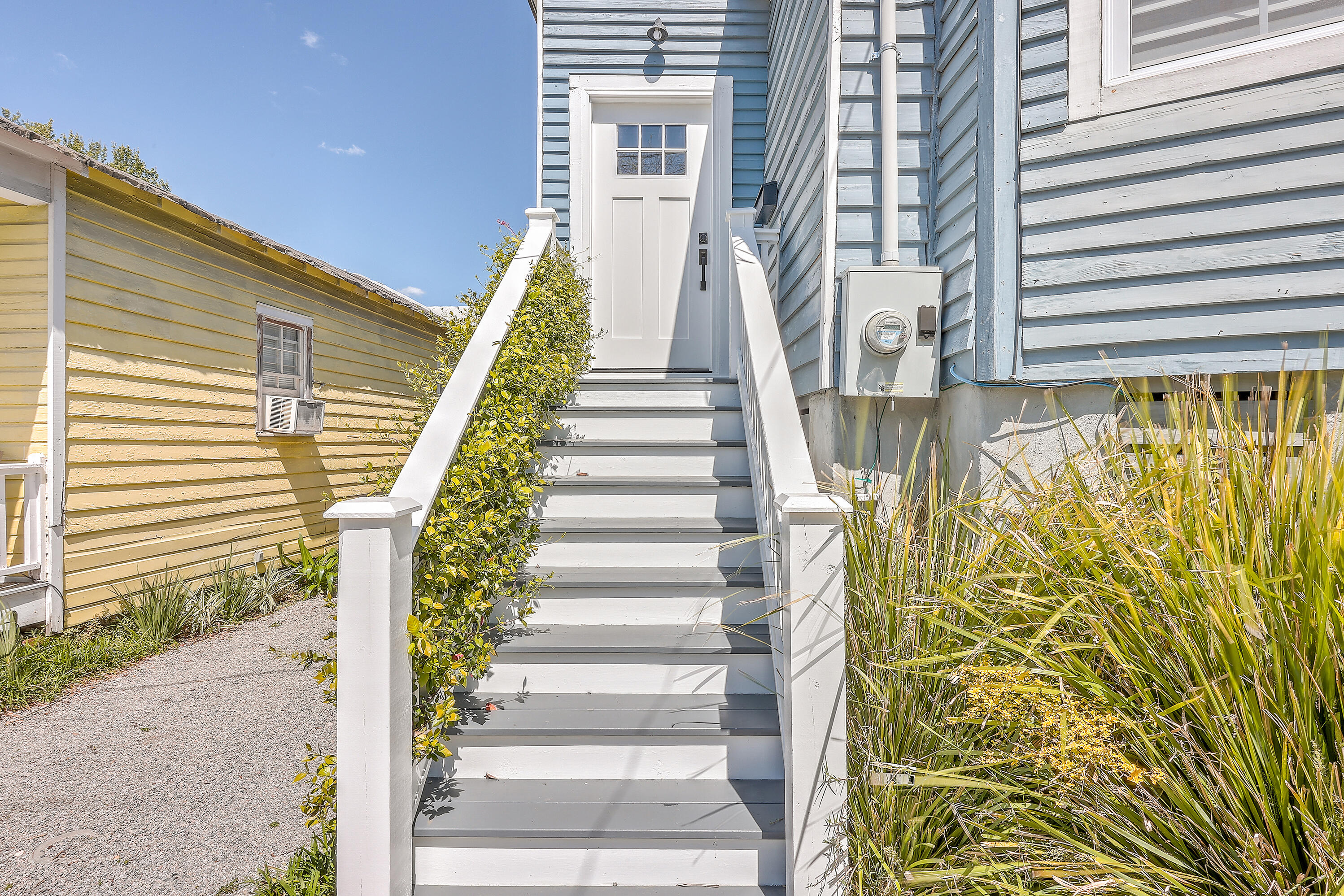 196 Fishburne Street