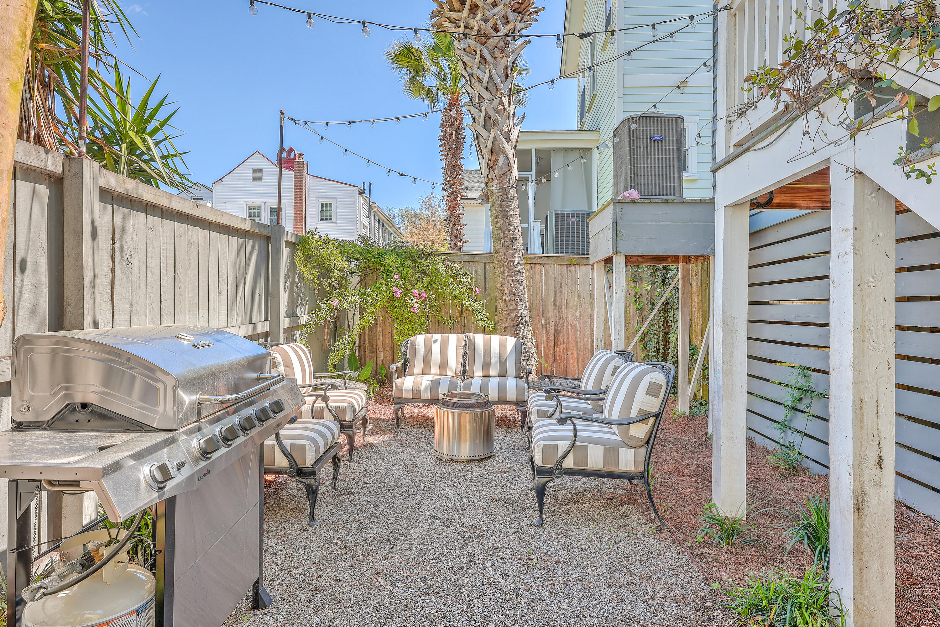 196 Fishburne Street