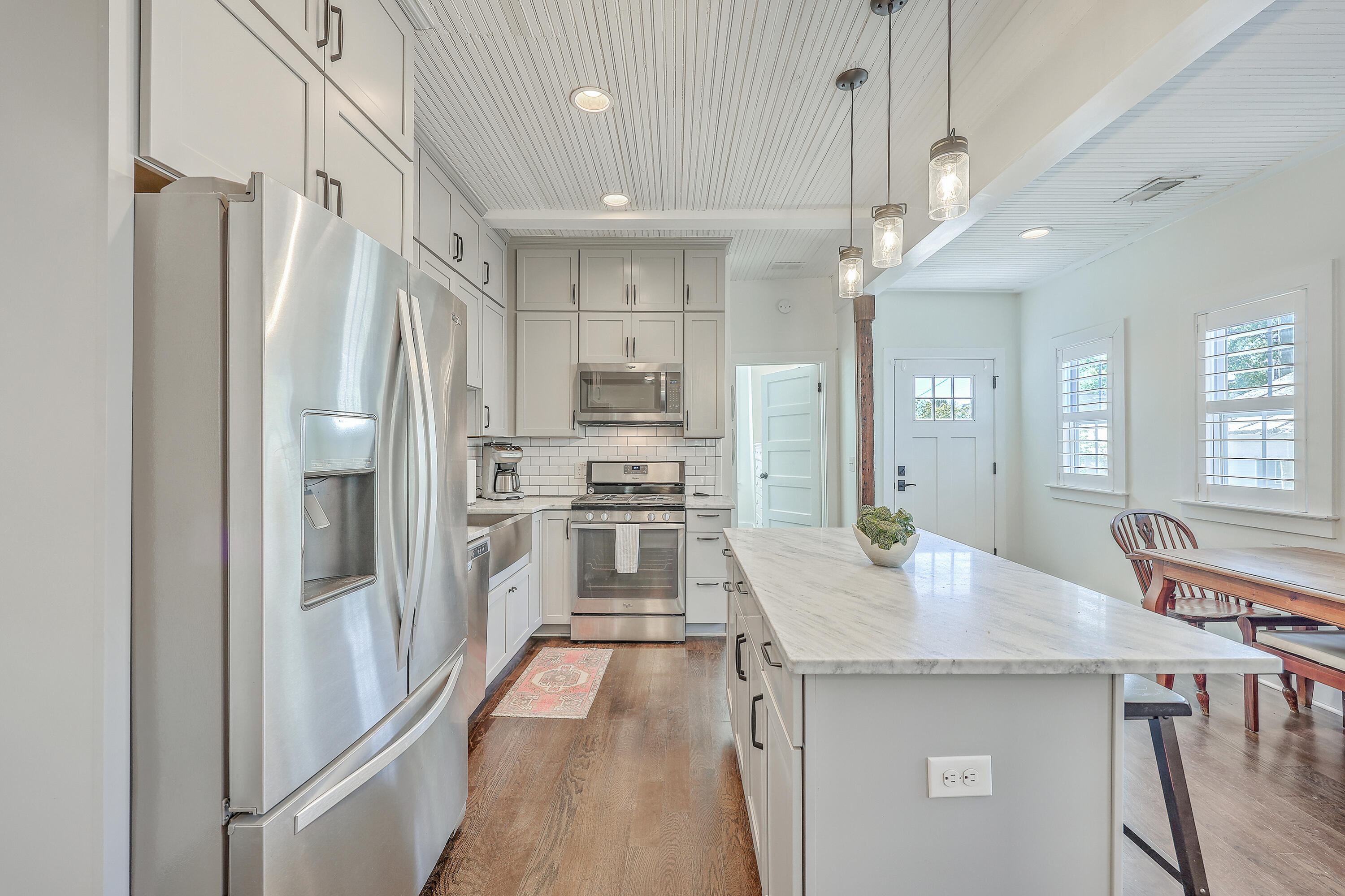 196 Fishburne Street