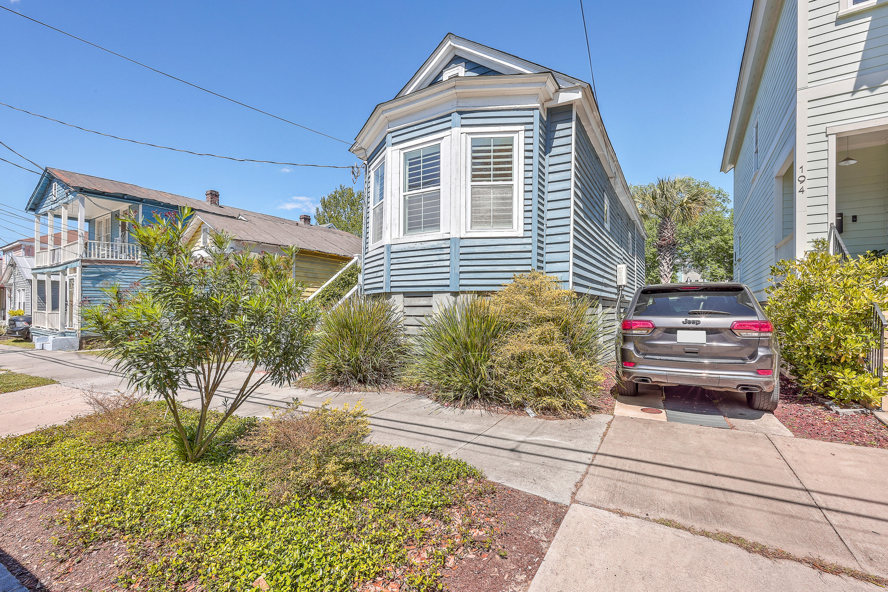 196 Fishburne Street