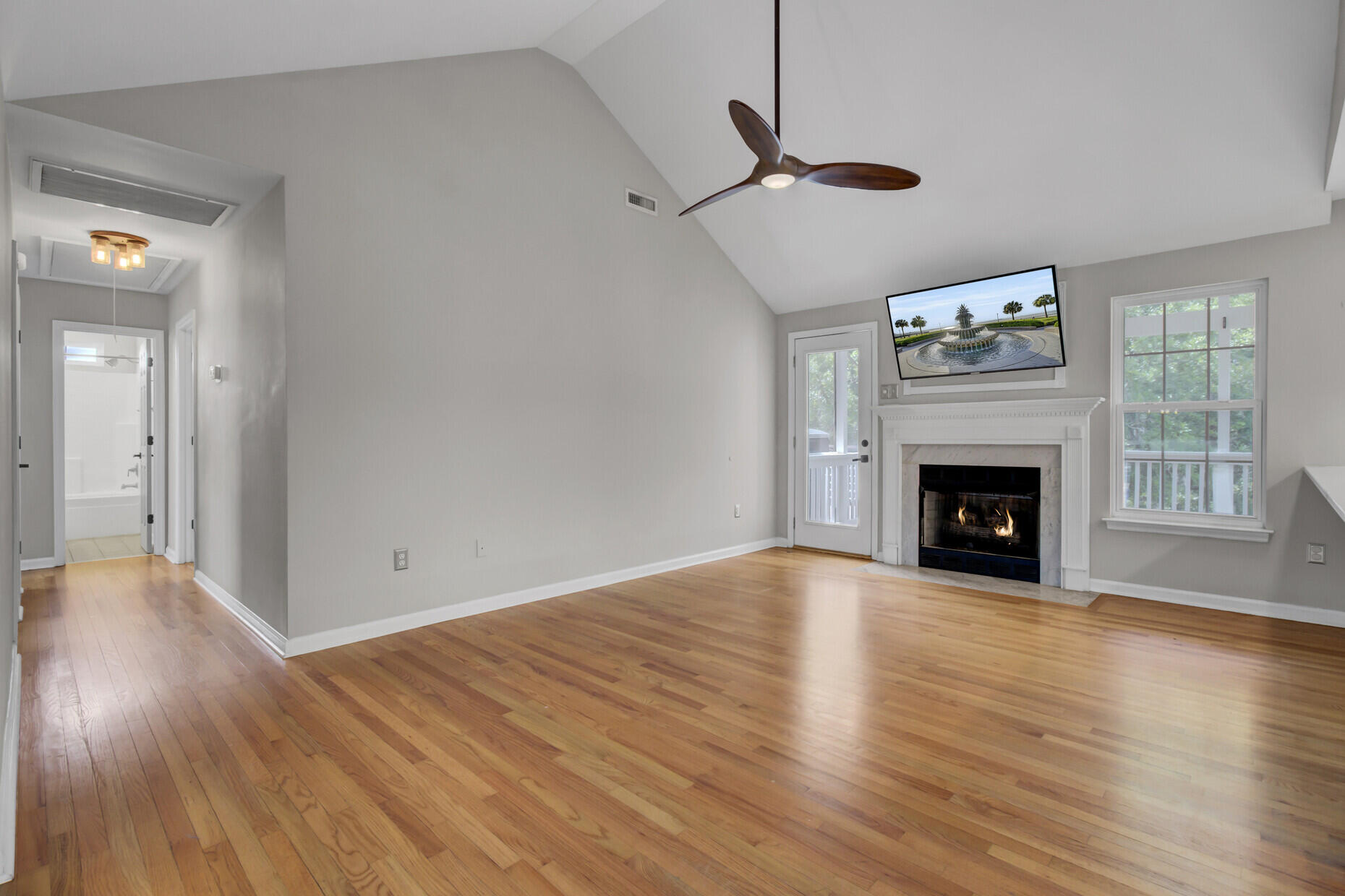 1594 Ocean Neighbors Boulevard