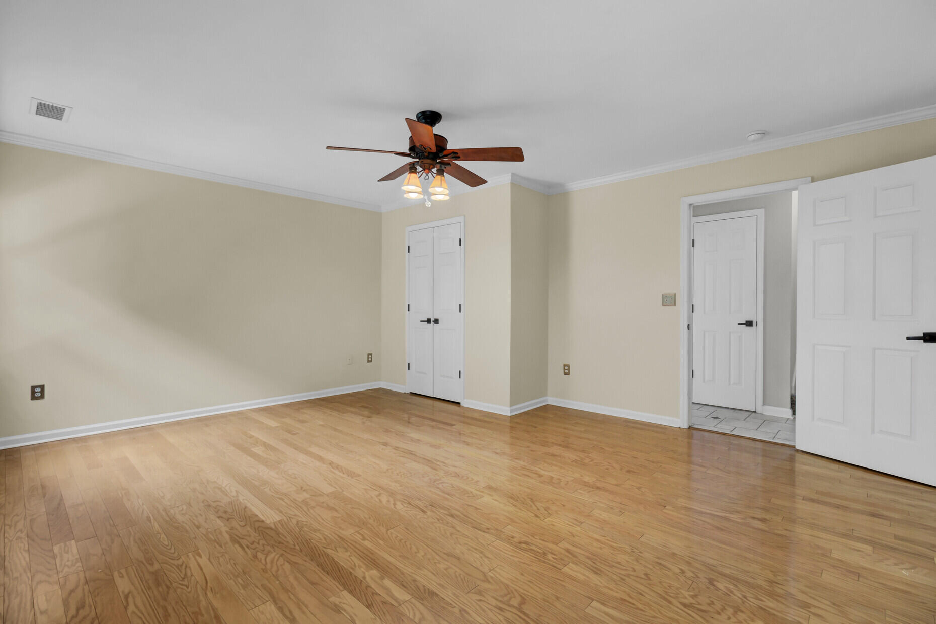 1594 Ocean Neighbors Boulevard