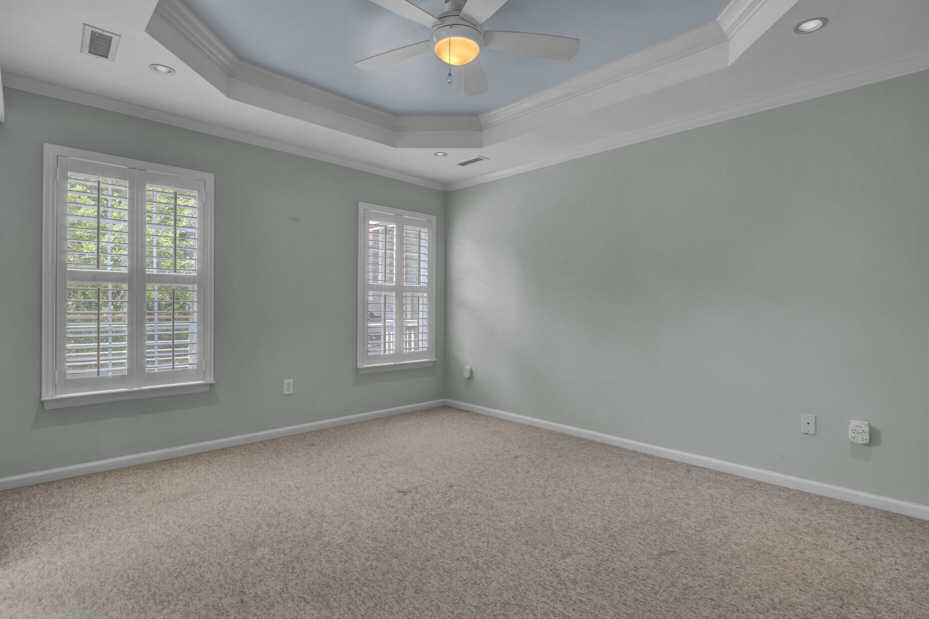 1594 Ocean Neighbors Boulevard