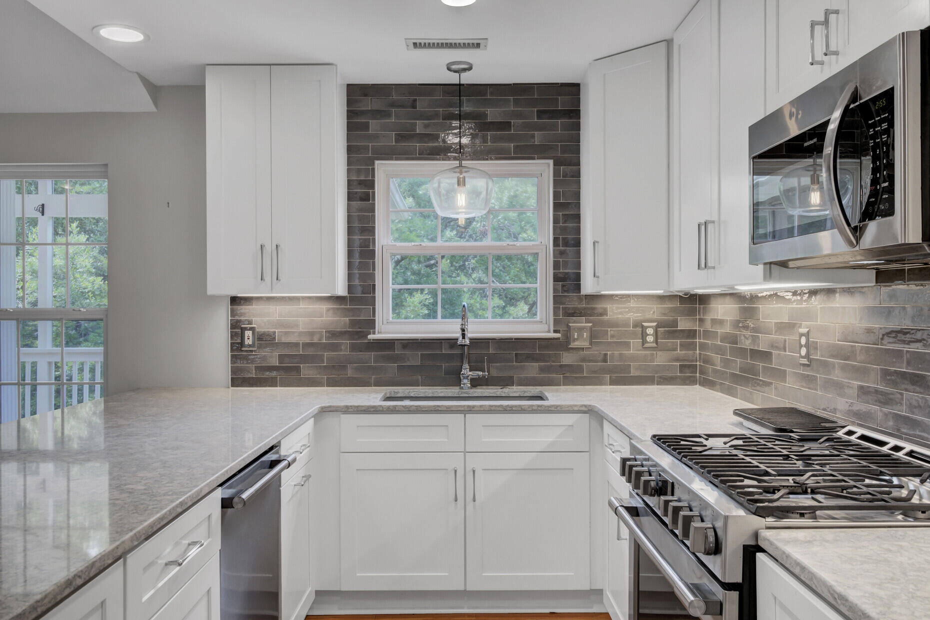 1594 Ocean Neighbors Boulevard