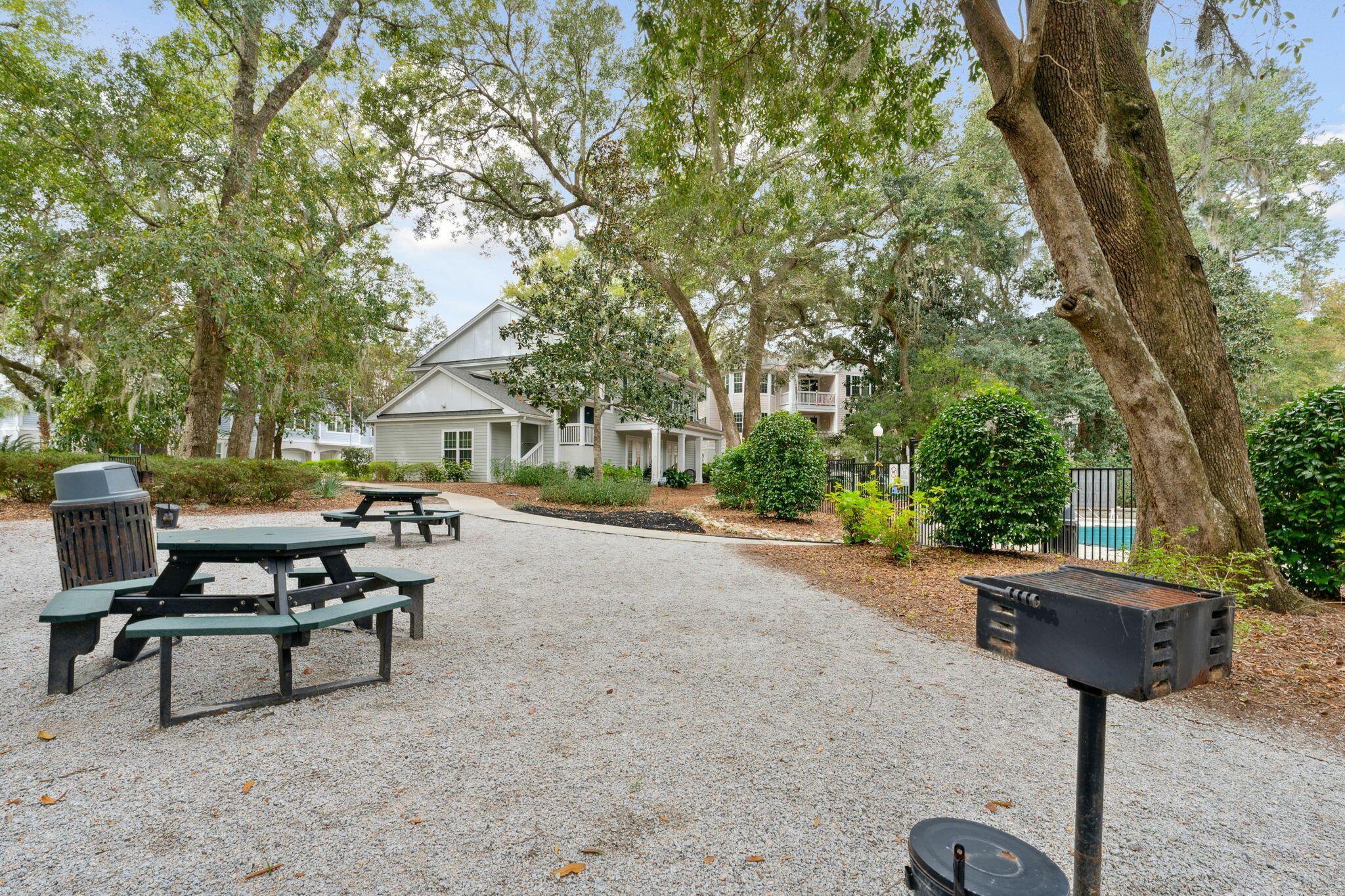 60 Fenwick Hall Allee # 1211