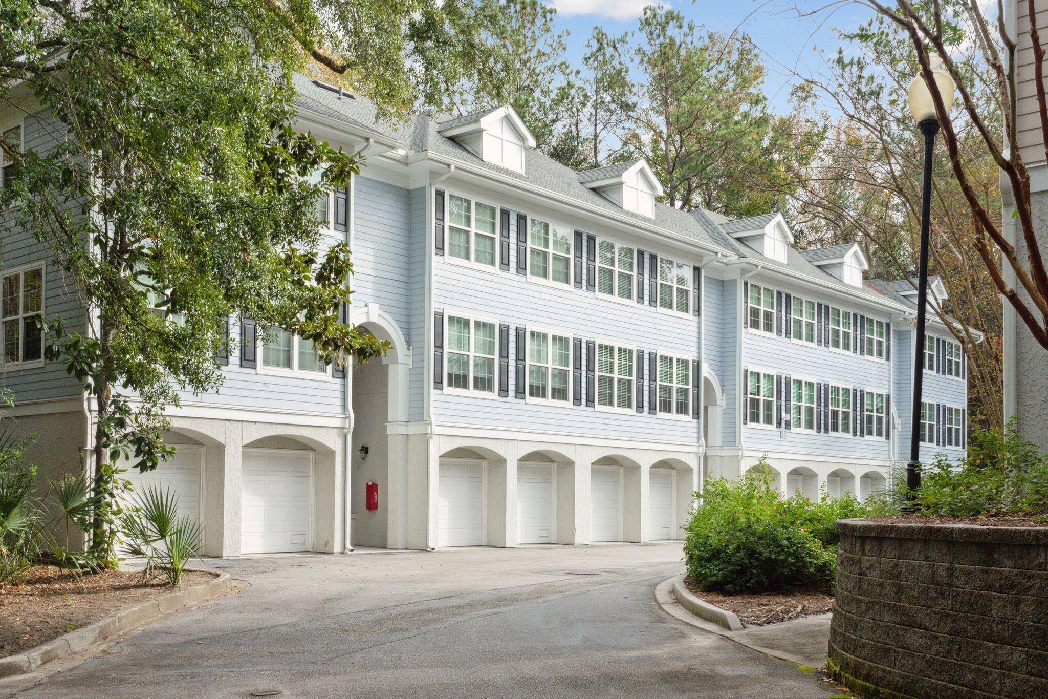 60 Fenwick Hall Allee # 1211