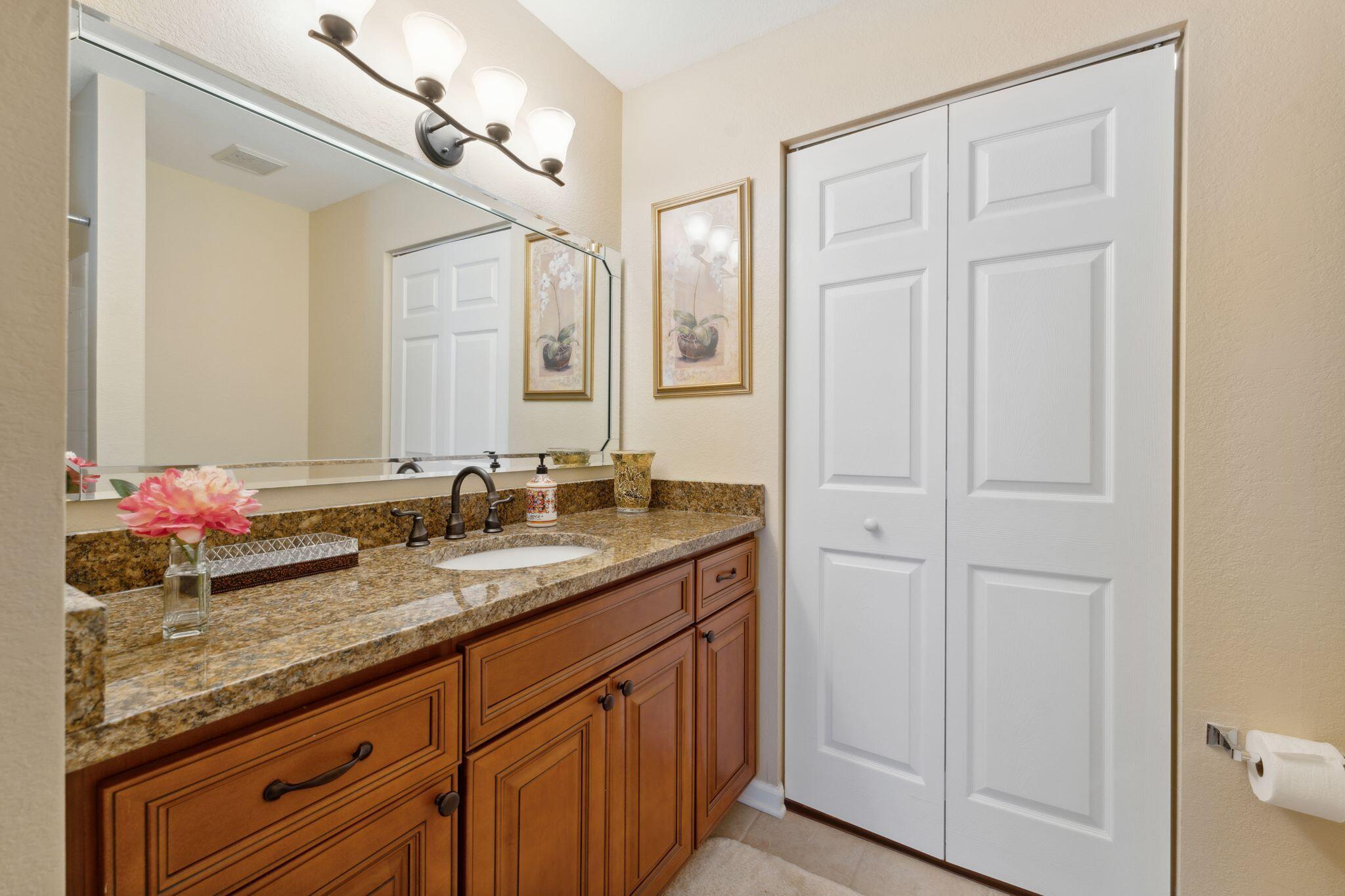 60 Fenwick Hall Allee # 1211