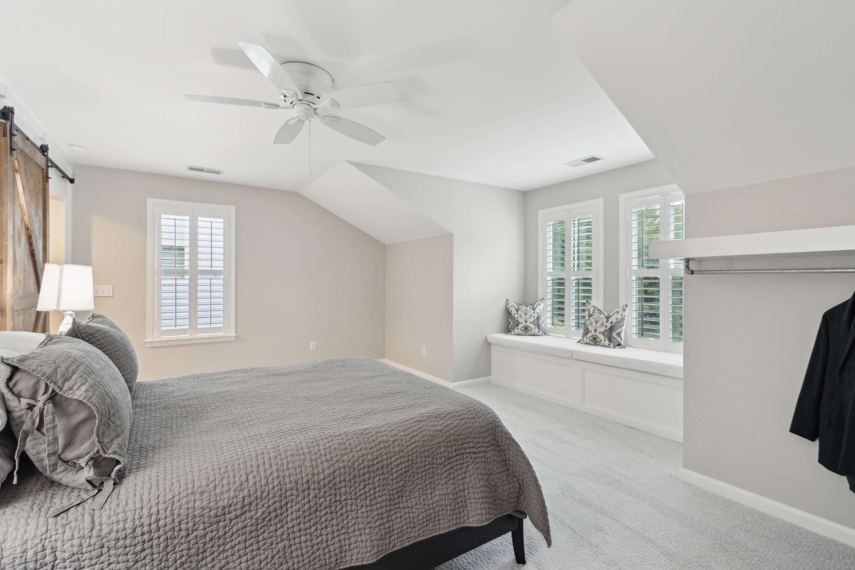 1860 Hall Point Road