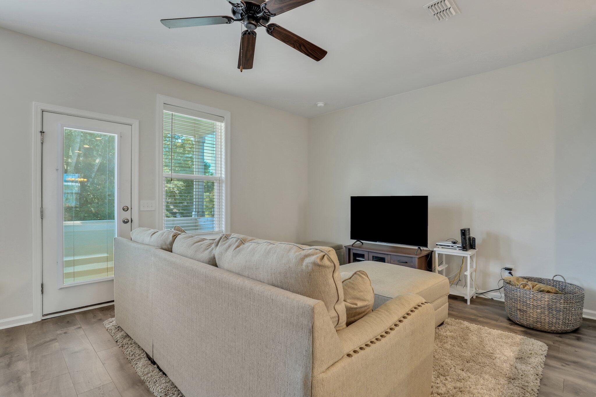 115 Rowans Creek Drive