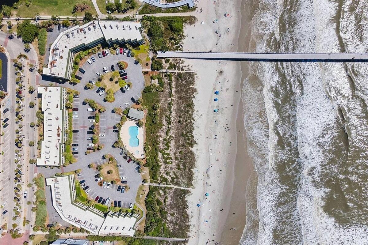 1300 Ocean Boulevard # 208