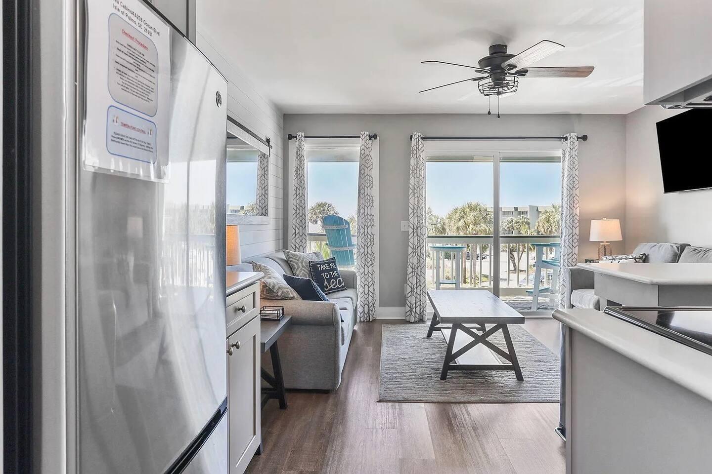 1300 Ocean Boulevard # 208