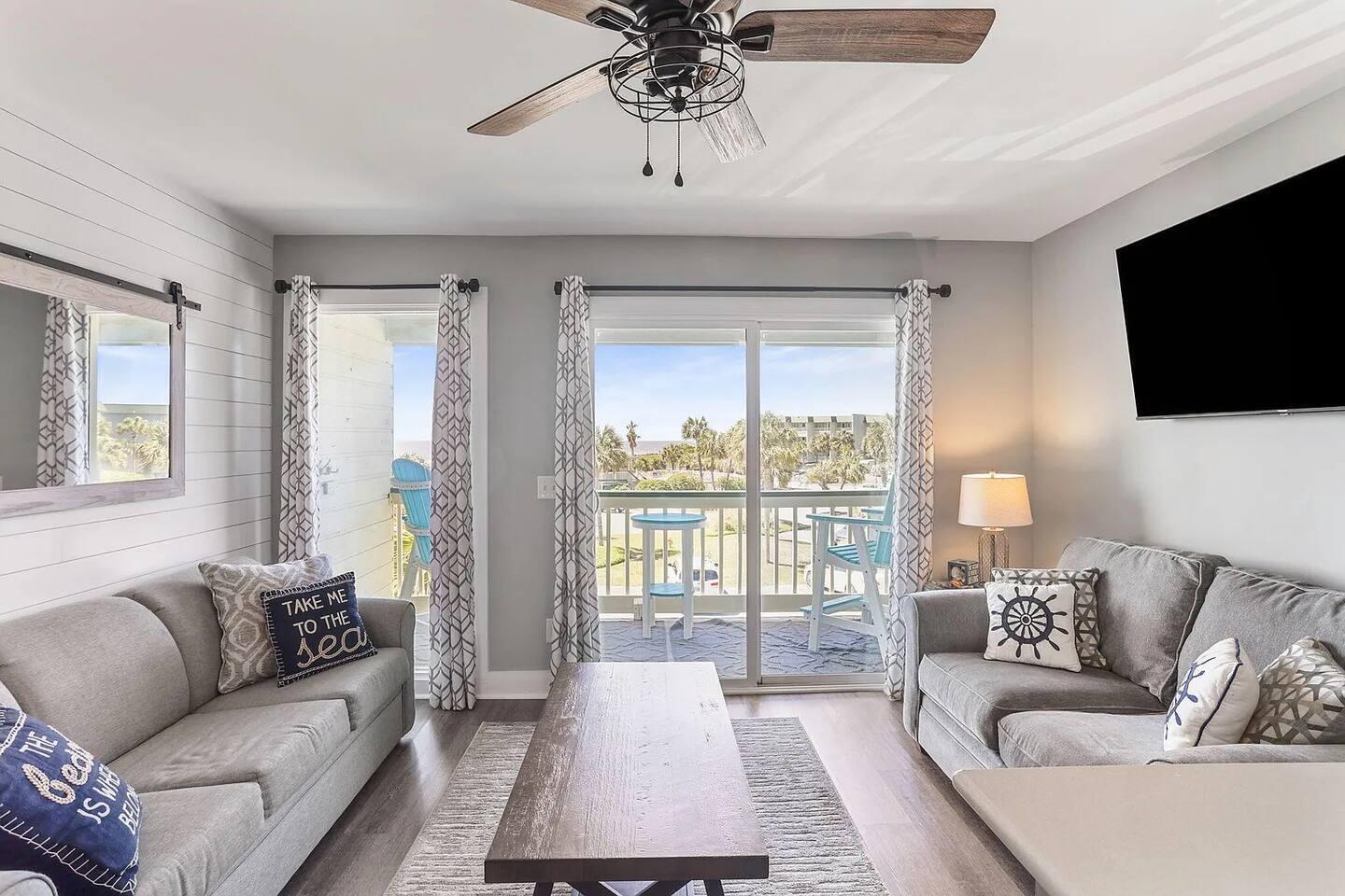 1300 Ocean Boulevard # 208