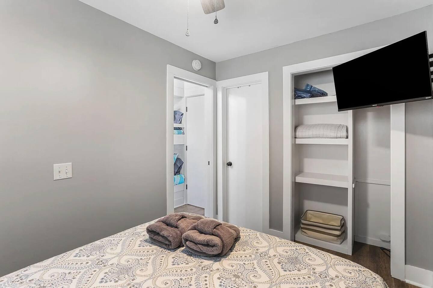 1300 Ocean Boulevard # 208