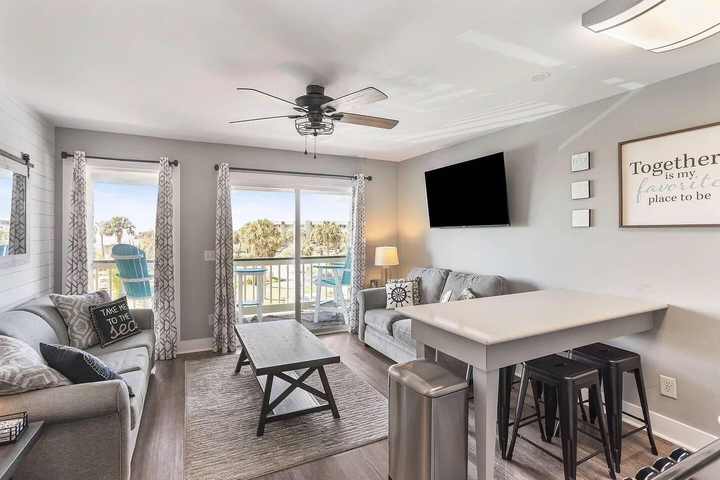 1300 Ocean Boulevard # 208