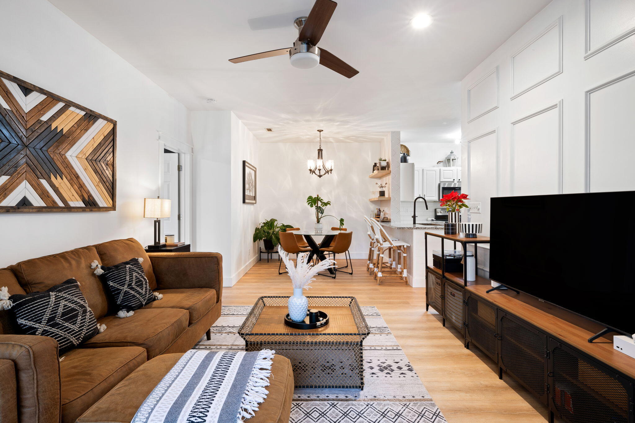 1600 Long Grove Drive # 725