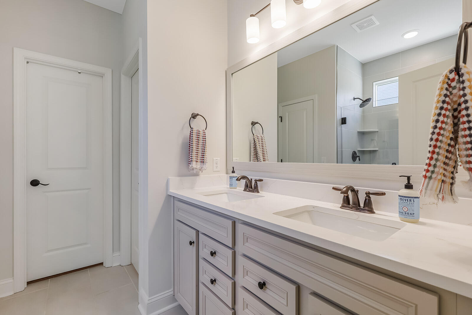 3097 Grinnell Street