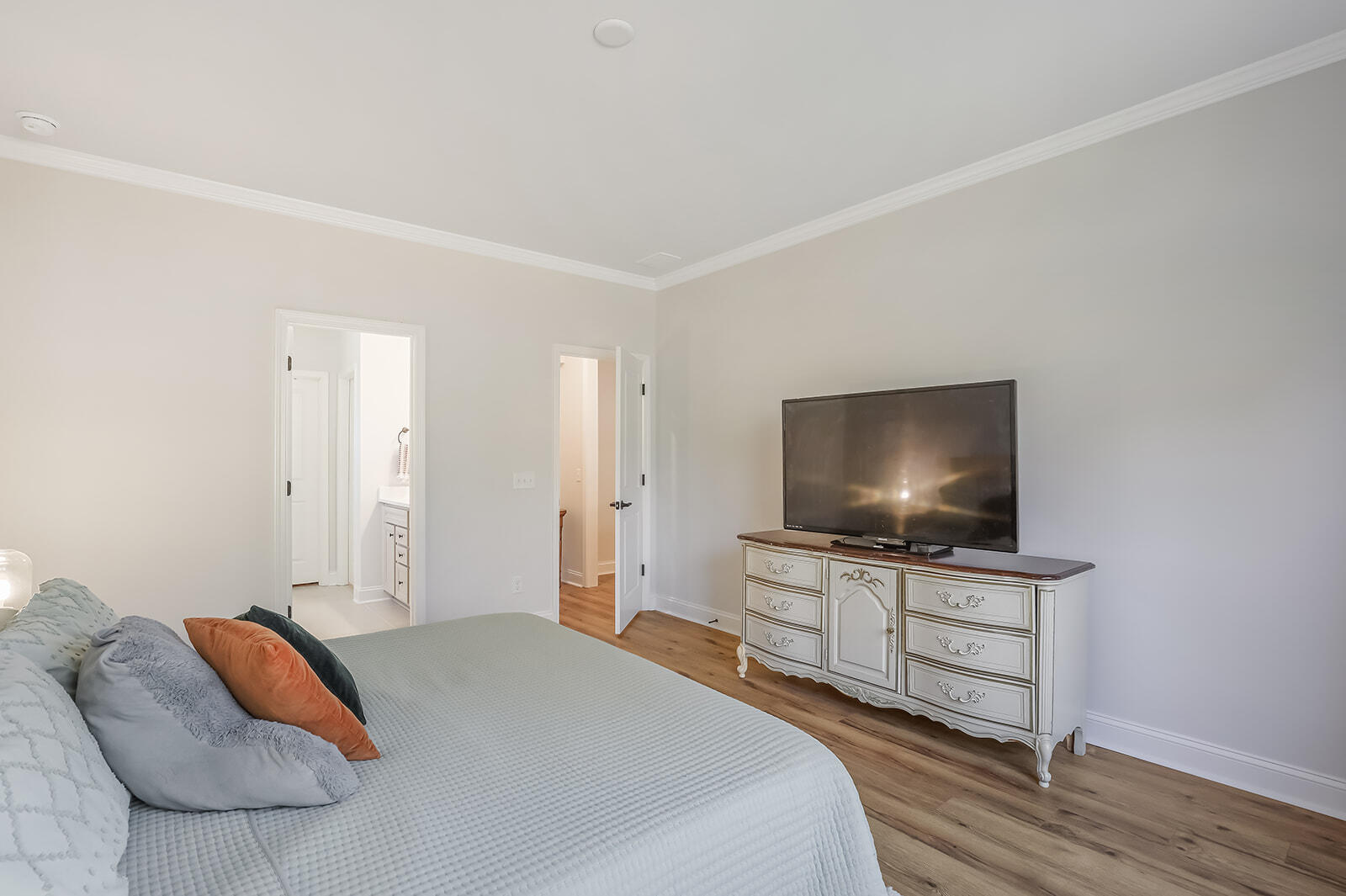 3097 Grinnell Street