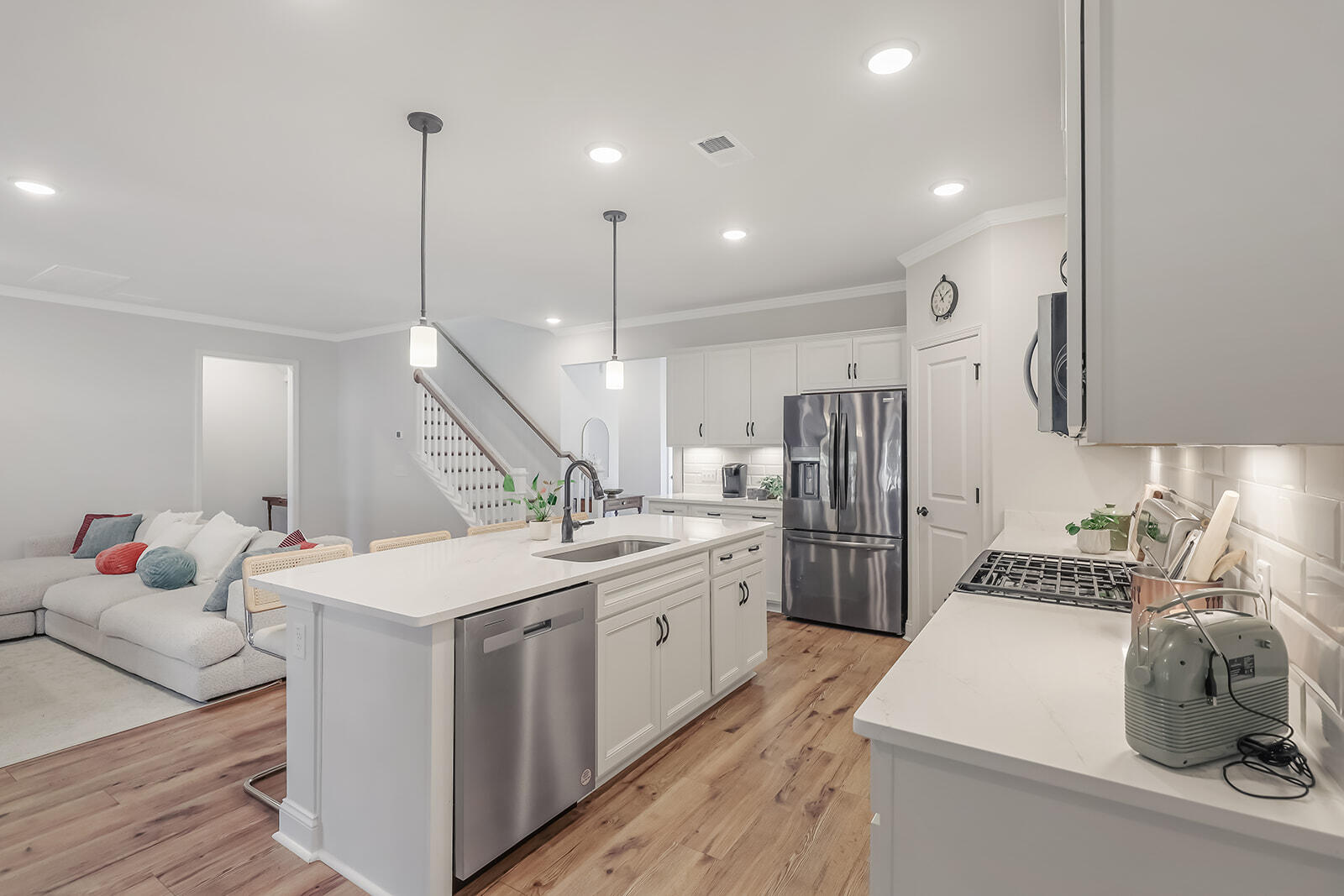 3097 Grinnell Street