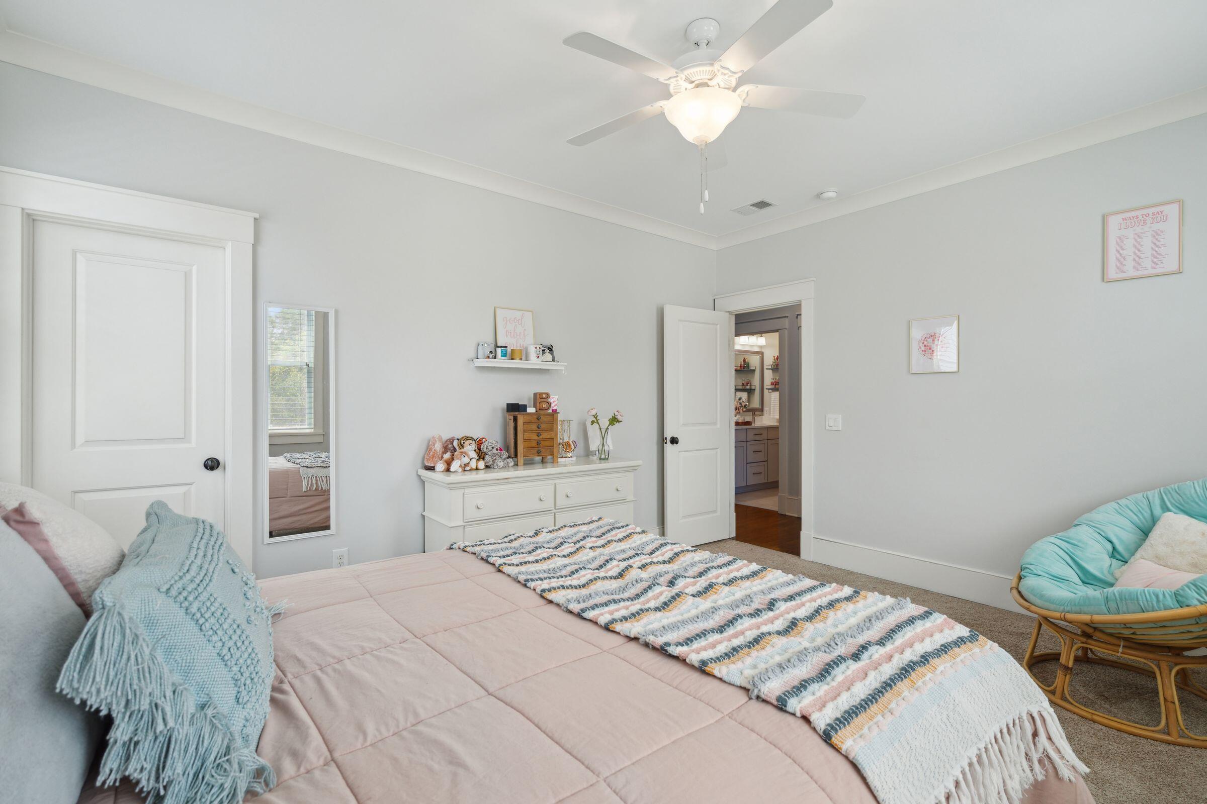 1465 Gunnison Street