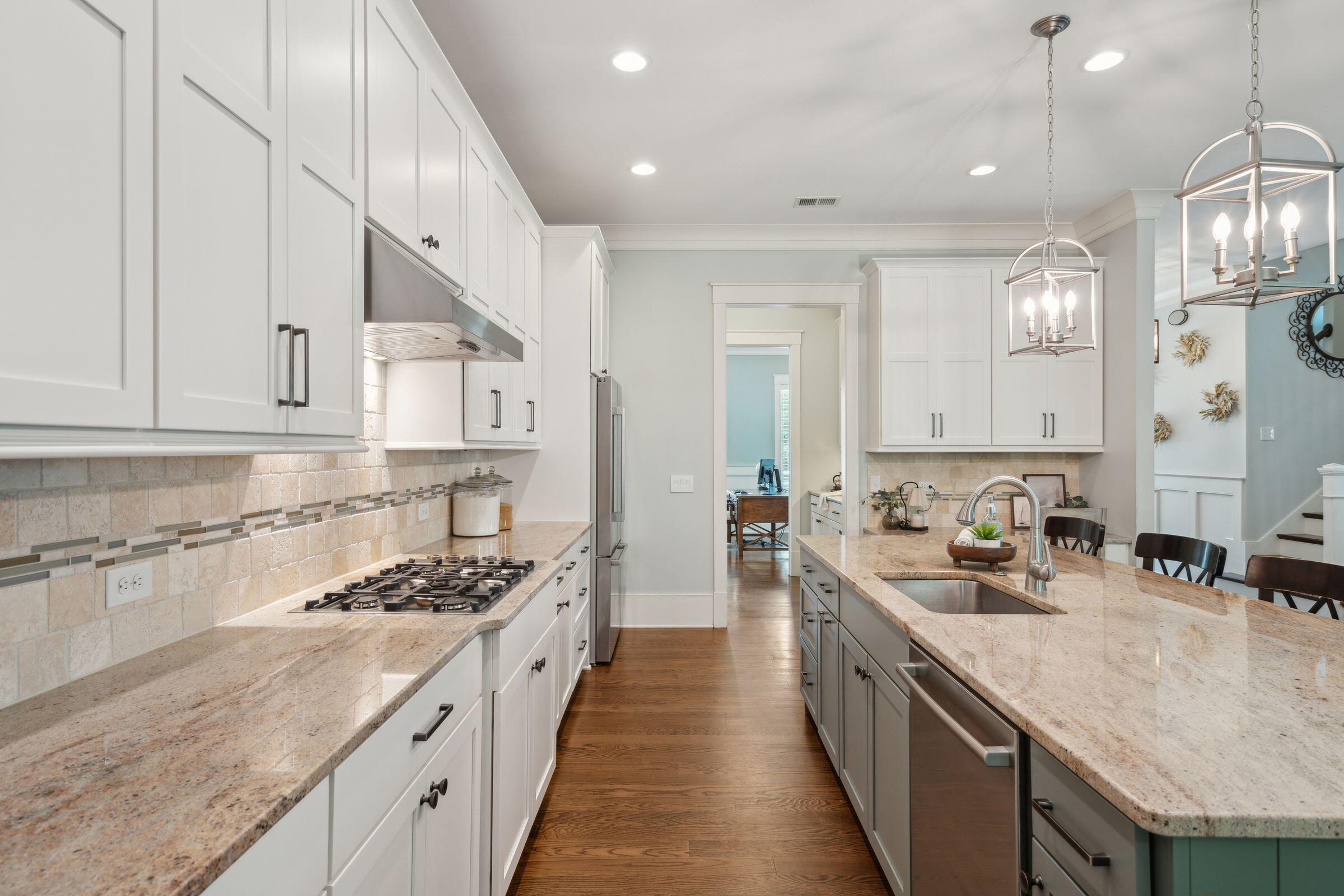 1465 Gunnison Street