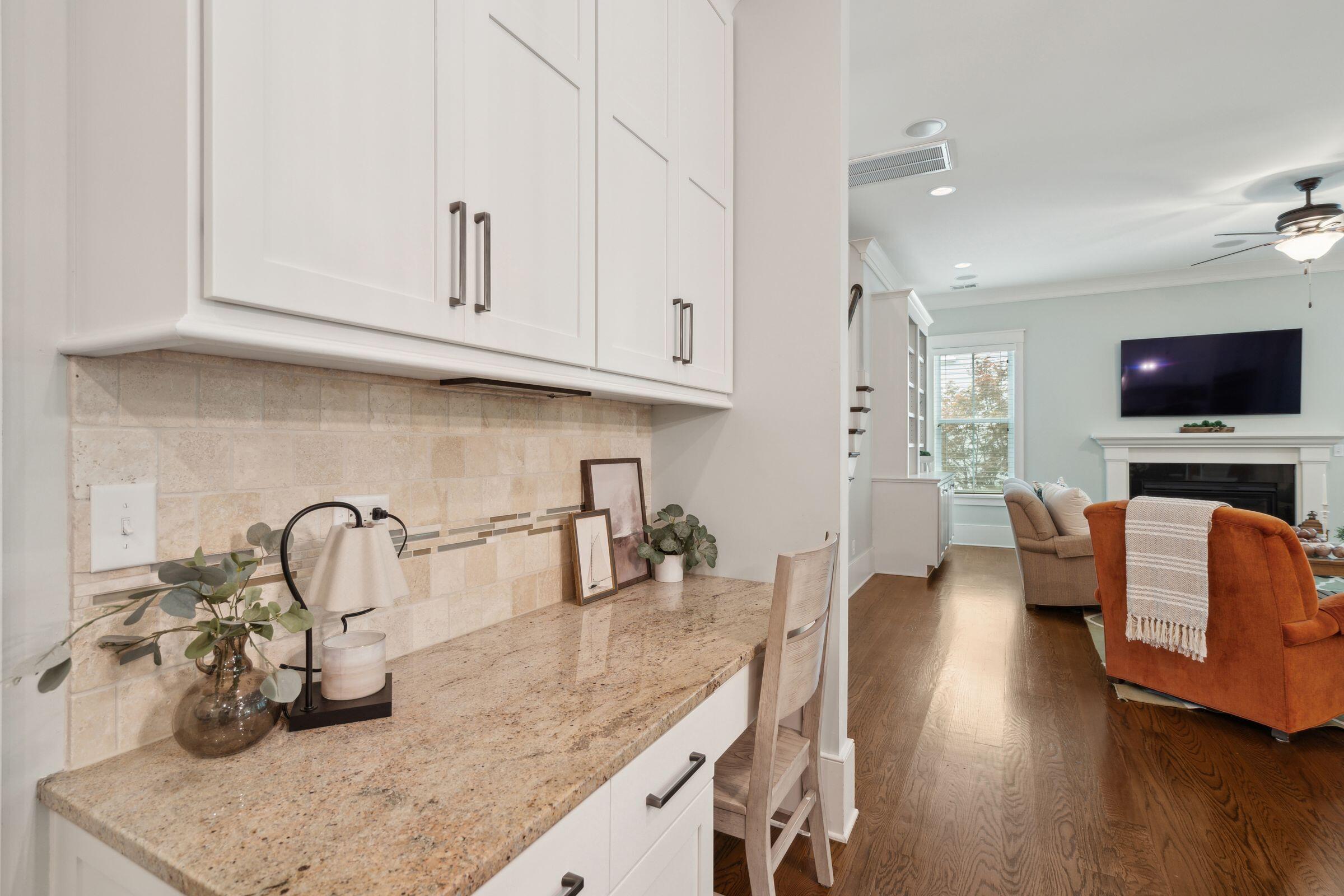 1465 Gunnison Street