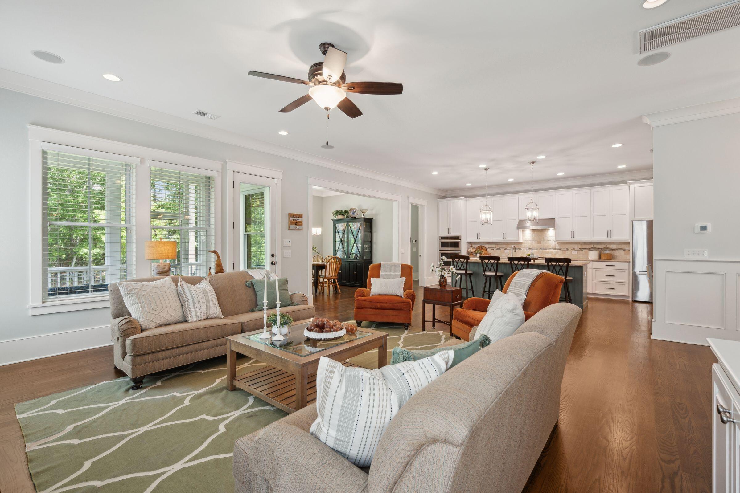 1465 Gunnison Street