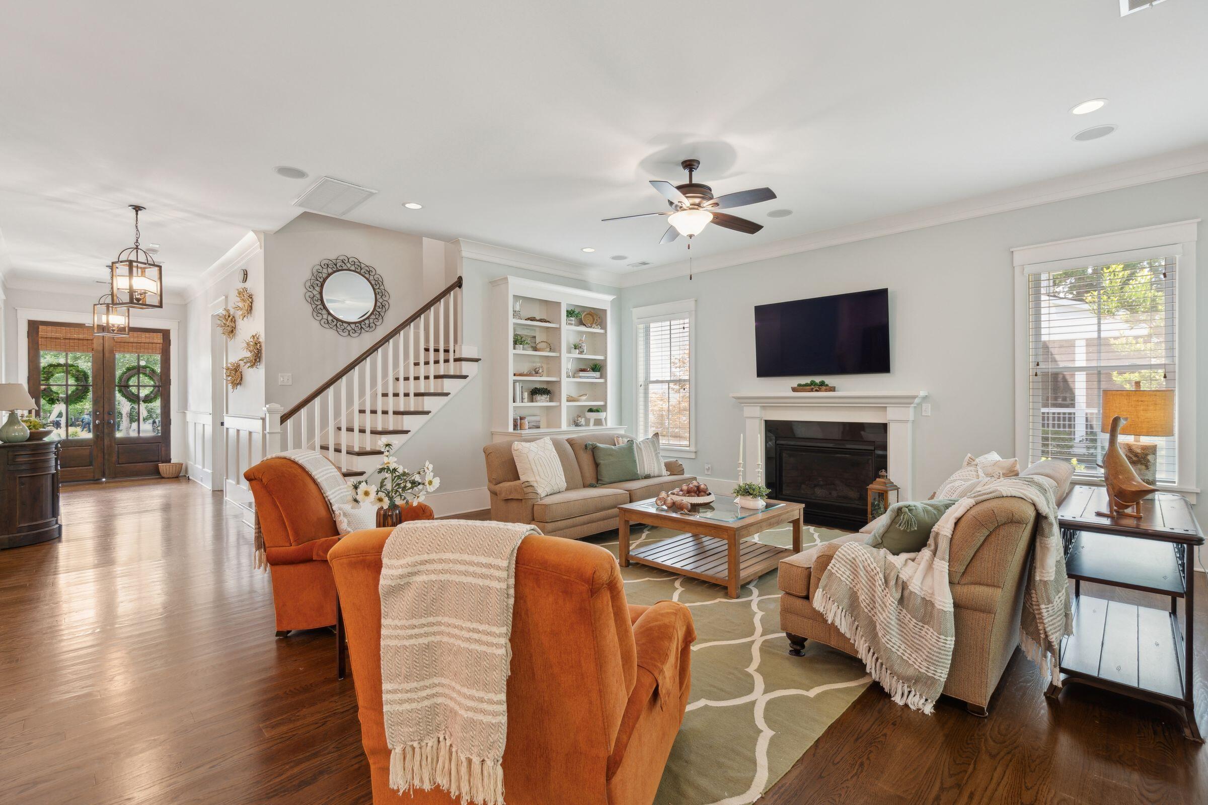 1465 Gunnison Street