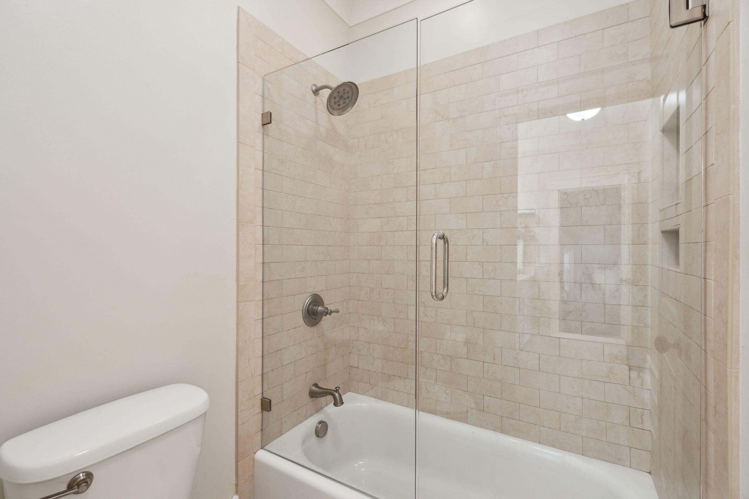 1465 Gunnison Street