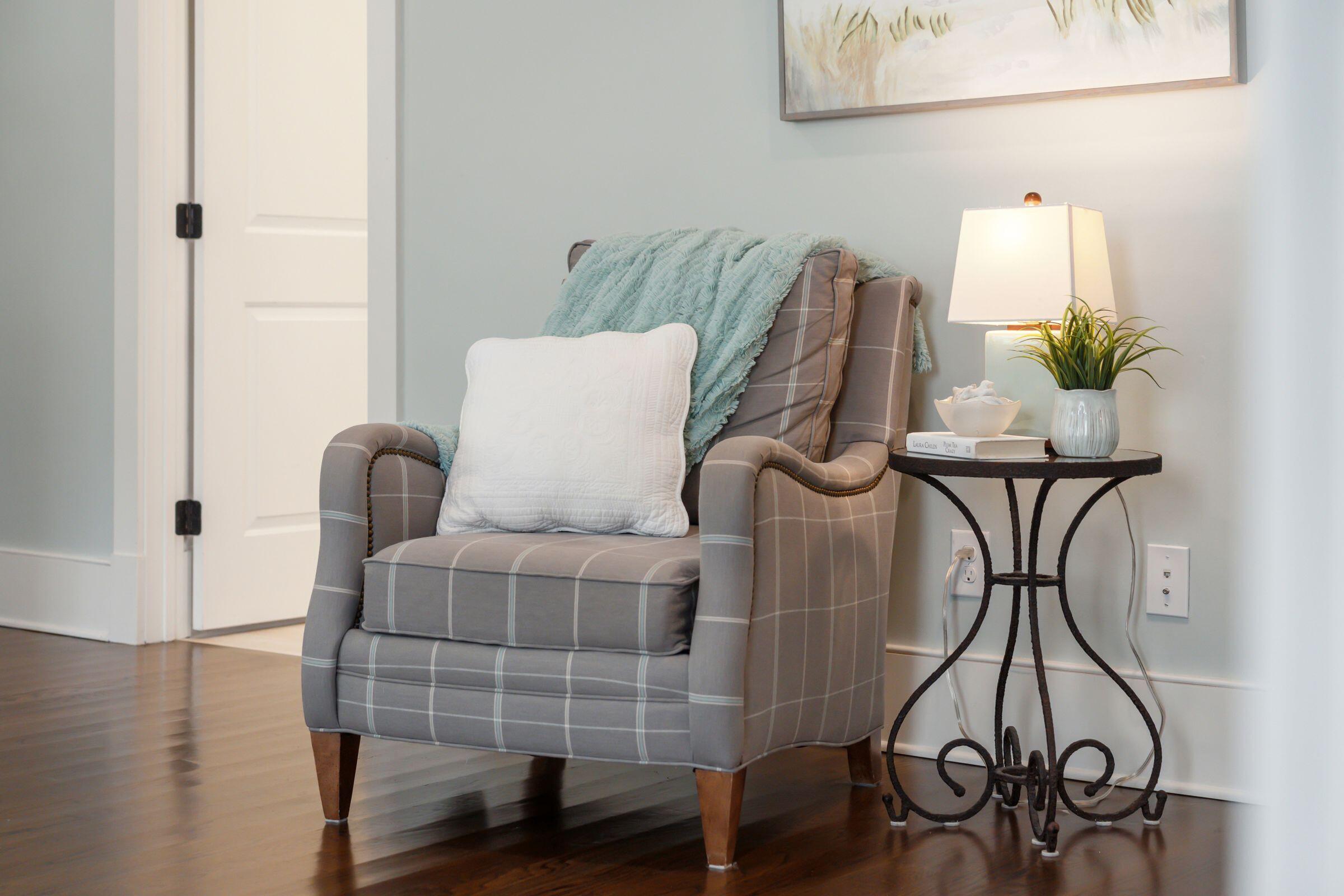 1465 Gunnison Street