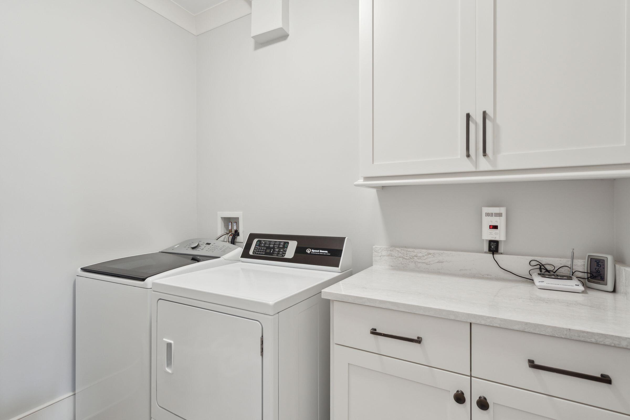 1465 Gunnison Street