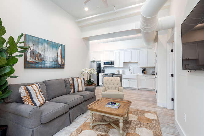 171 Spring Street Unit: Abc