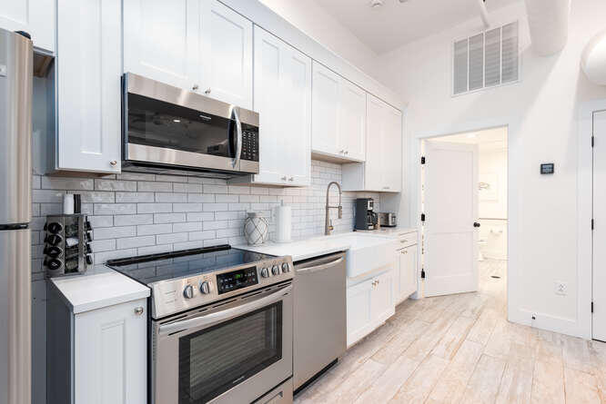 171 Spring Street Unit: Abc