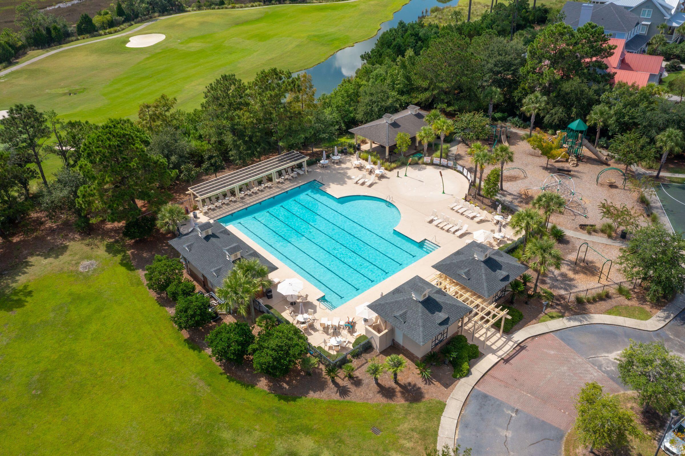 1524 Rivertowne Country Club Drive