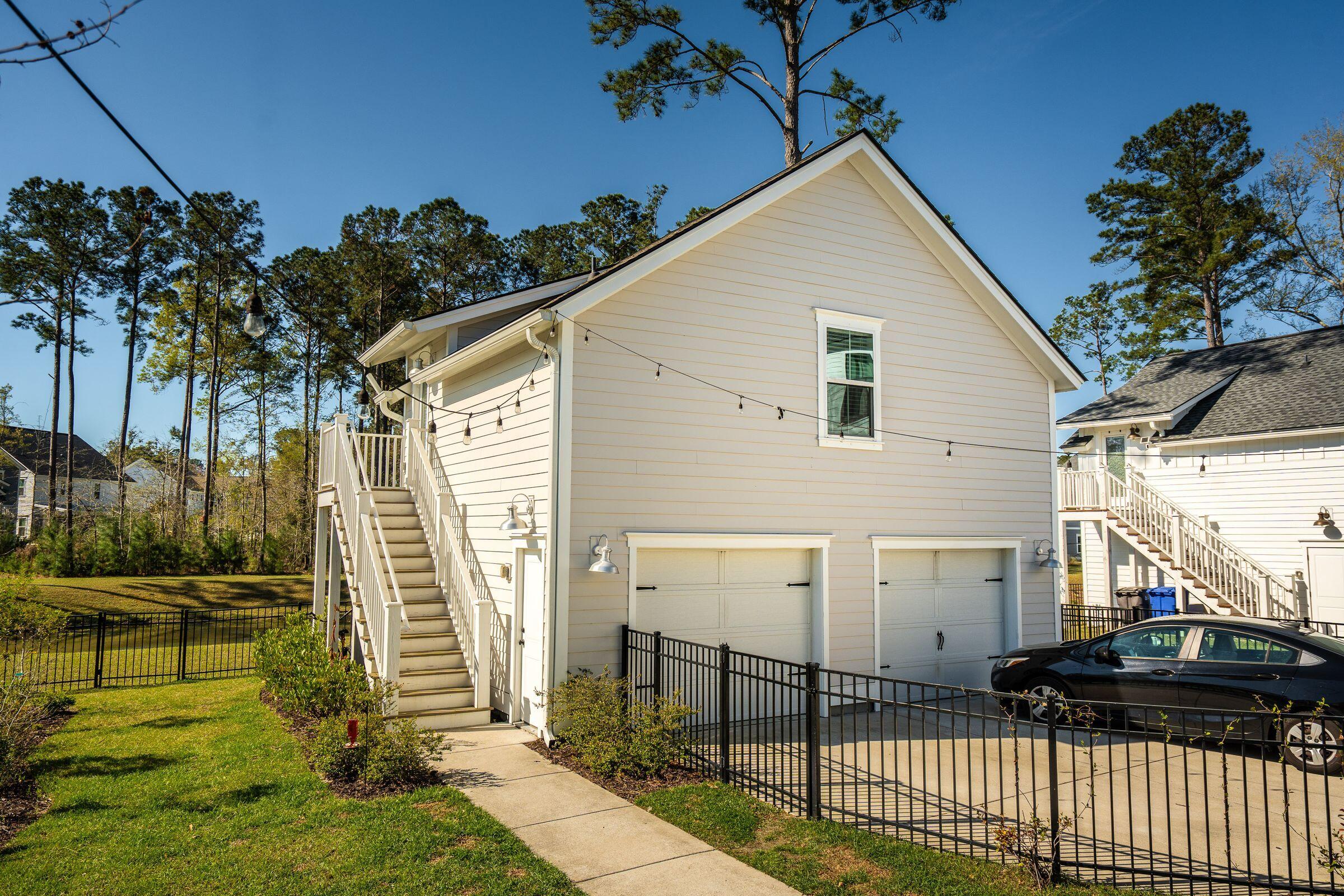3571 Clambank Drive