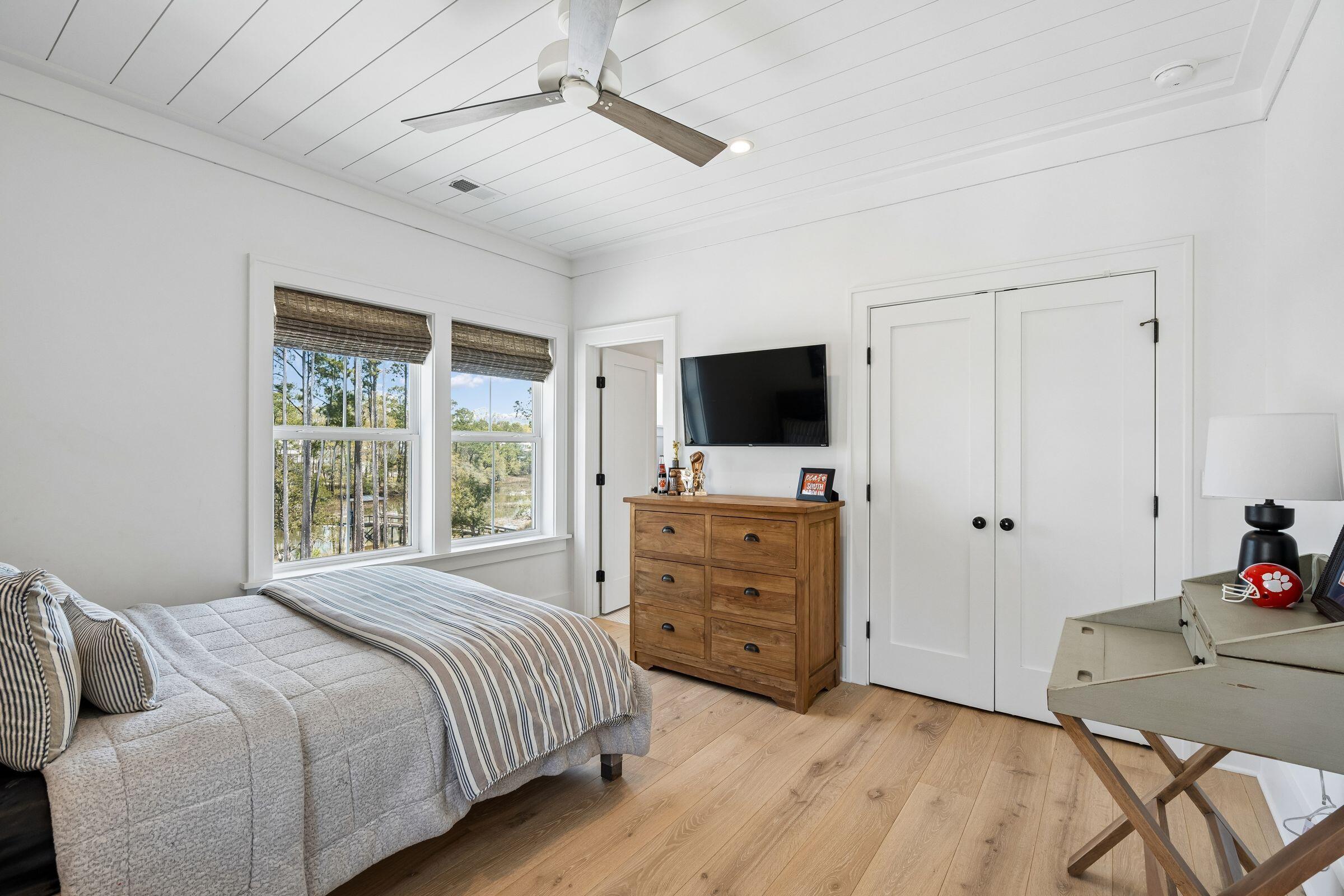 3875 Sawyers Island Drive