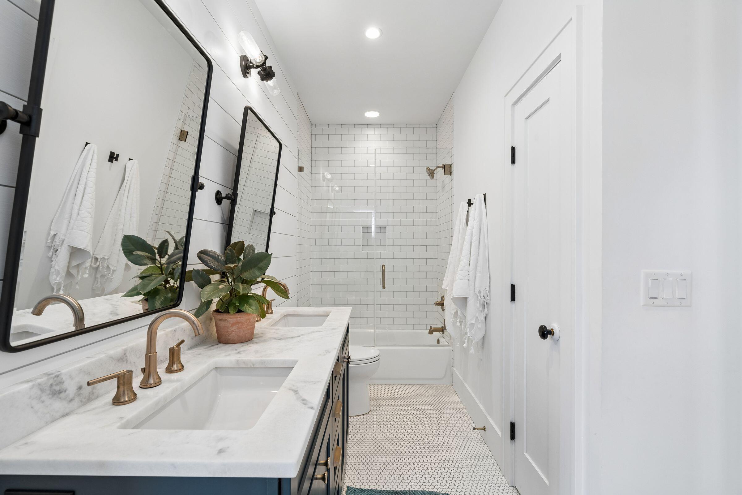 3875 Sawyers Island Drive