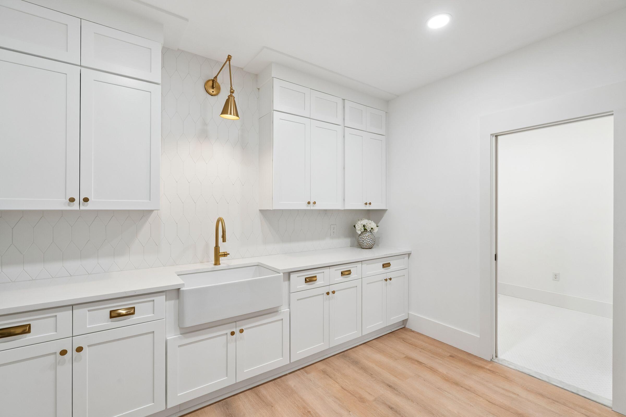 3875 Sawyers Island Drive